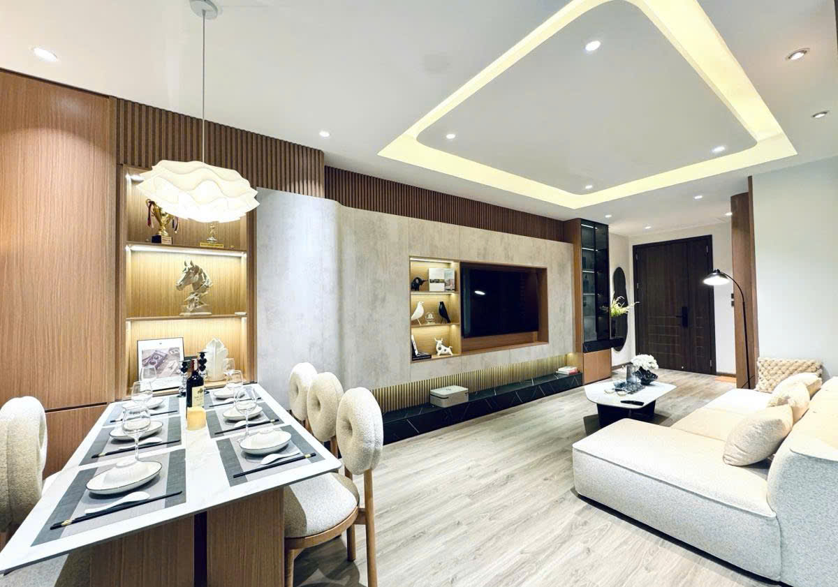  ????????Căn Góc HH1 Dương Đình Nghệ 96m 3PN Full nội thất đẳng cấp, 8.7 tỷ 