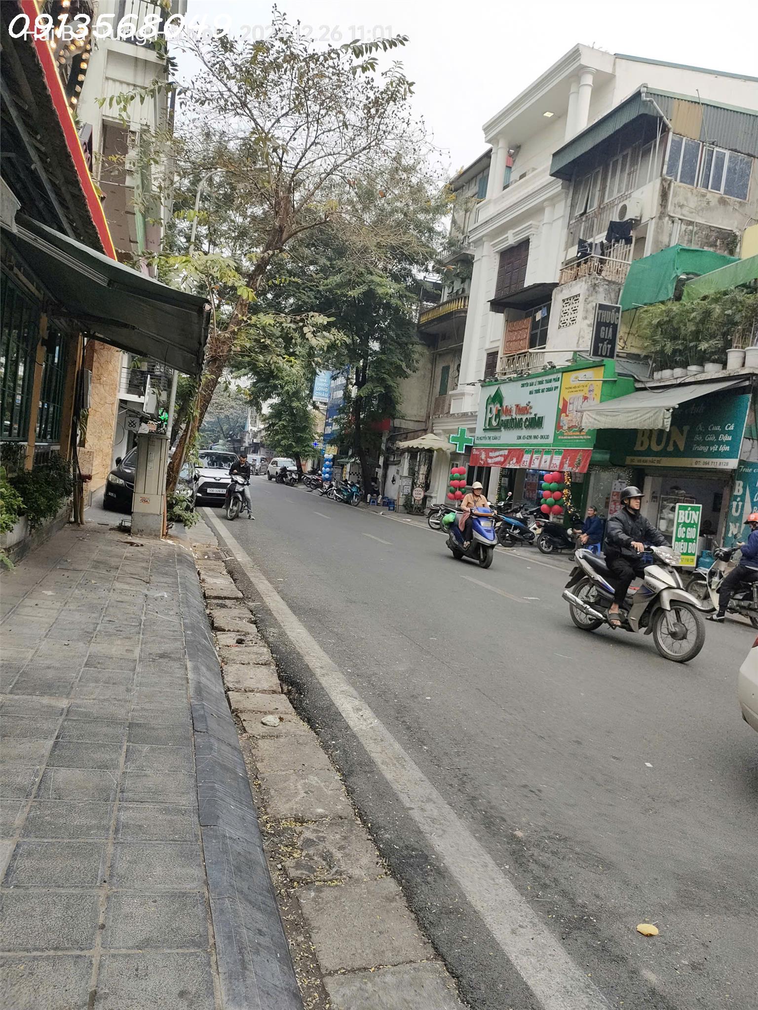  Cơ hội ngàn năm có một Bạch Đằng 80m/100m, 4 tầng, mặt tiền 3.3m, 6.8 tỷ Hai Bà Trưng. 