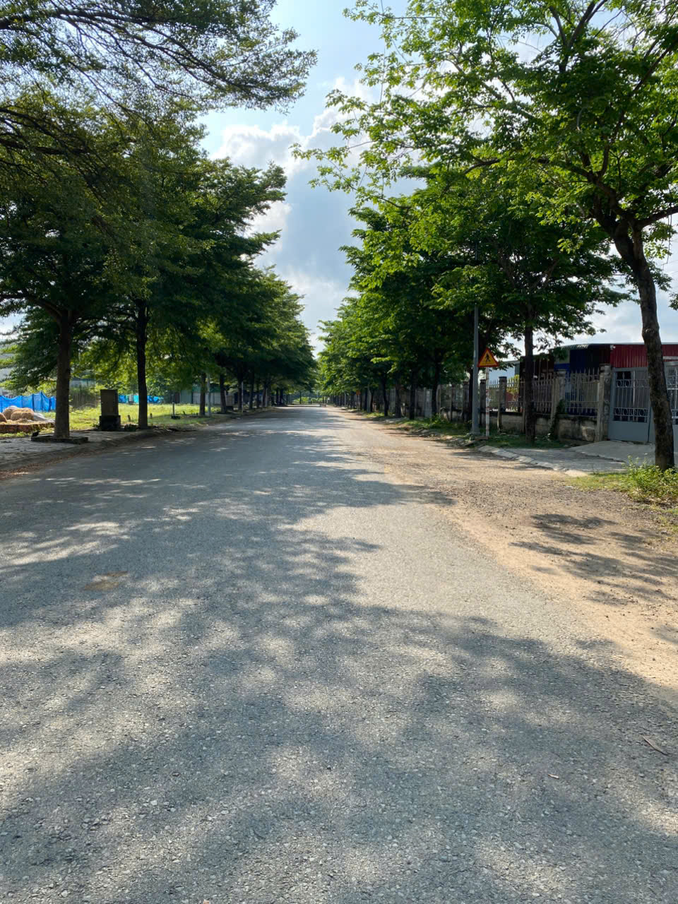  bán lô đất biệt thự góc 2 mt view Sông Rạch Chiếc Nguyễn Duy Trinh - Long Trường - Quận 9 - DT=  714m² - 27 TỶ 