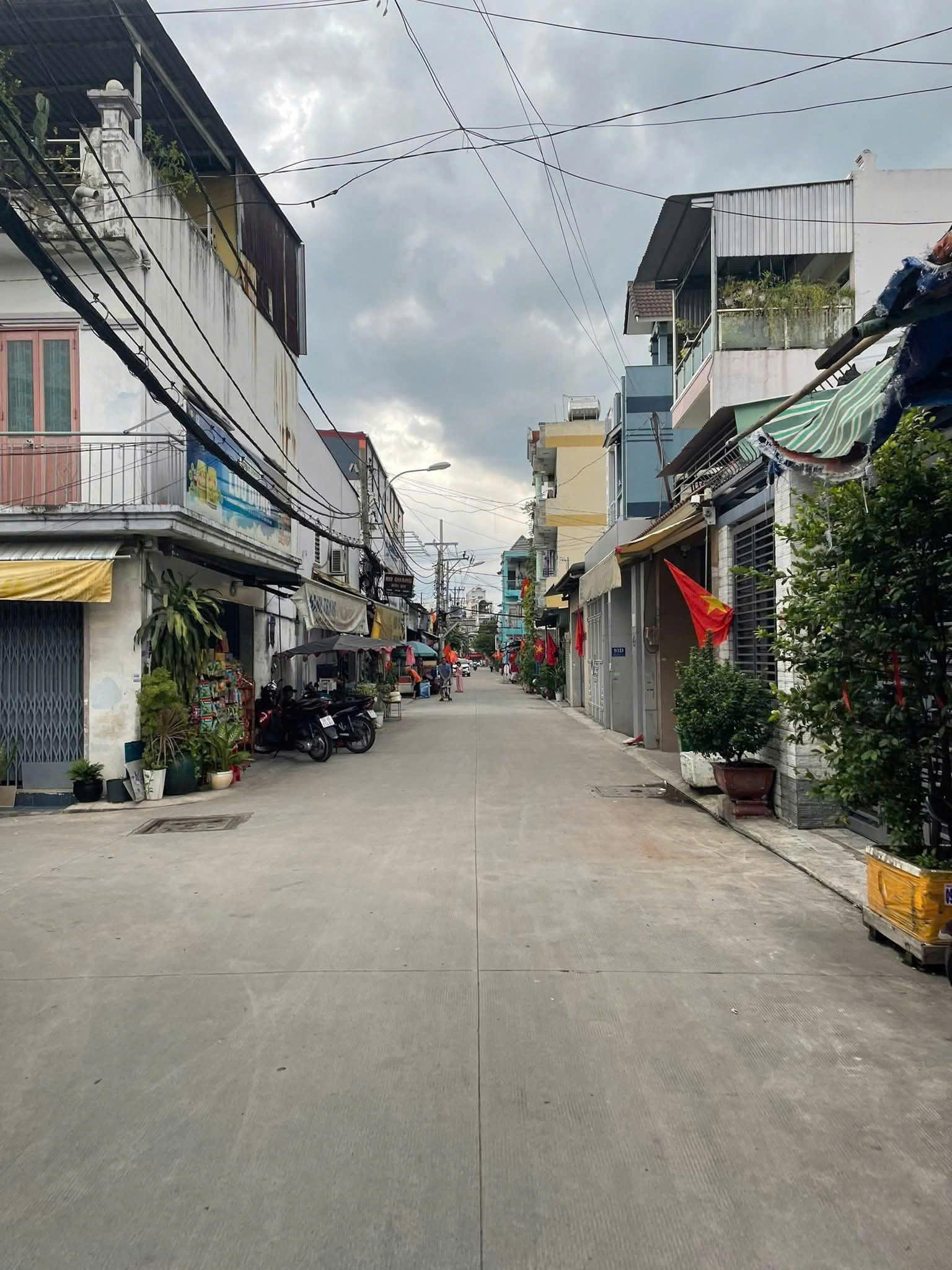  GIÁ QUÁ TỐT – NHÀ (10.6X13) GÓC 2 MẶT TIỀN TRUNG TÂM Q12 – CHỈ 6,19 TỶ 