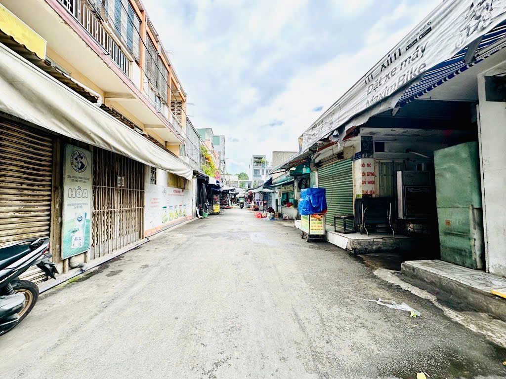  Bán nhà Gò Vấp – hẻm xe hơi 7m, ngay chợ An Hội, 3 tầng, sổ đẹp, chỉ 7.8 tỷ TL 