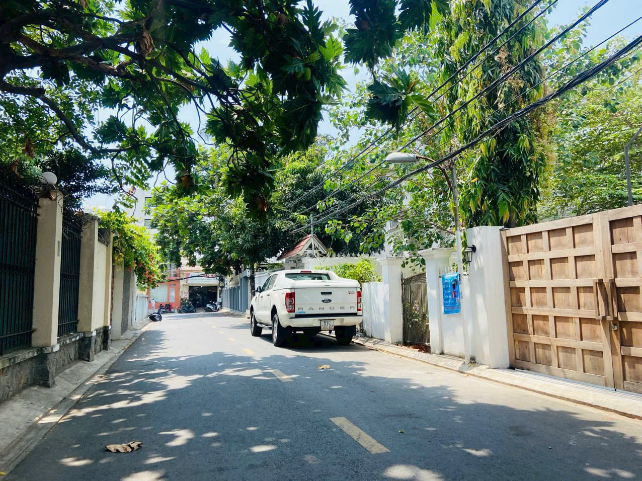  cần bán gấp  Khuôn Đất Đường số 43, Thảo Điền, Q2 