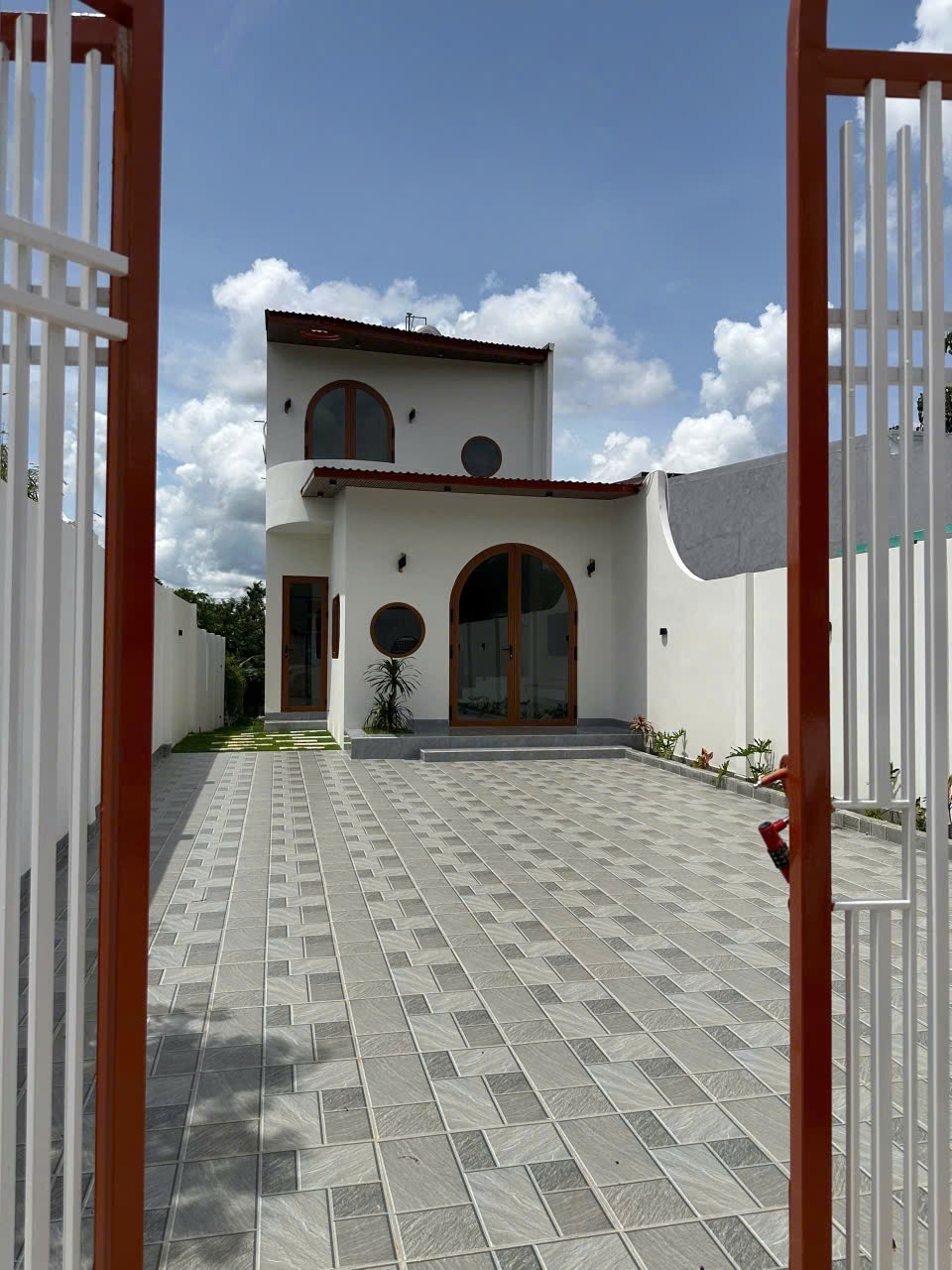  CẦN BÁN NHÀ ĐẸP -  GIÁ TỐT  TẠI TP. BUÔN MA THUỘT - TỈNH ĐẮK LẮK 