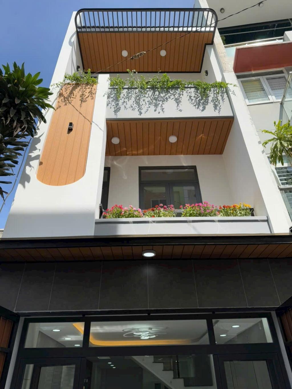  Bánnhà MT Dương Quảng Hàm 60m, 3tầng BTCT, đường26m có vỉa hè – 16tỷTL 