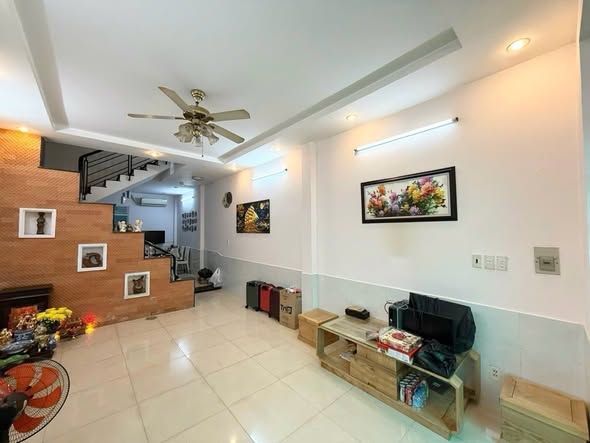  Nhà mặt tiền Dương Quảng Hàm, Gò Vấp – 59m² – 4 tầng – Giá chỉ 15,1 tỷ – Kinh doanh đỉnh 