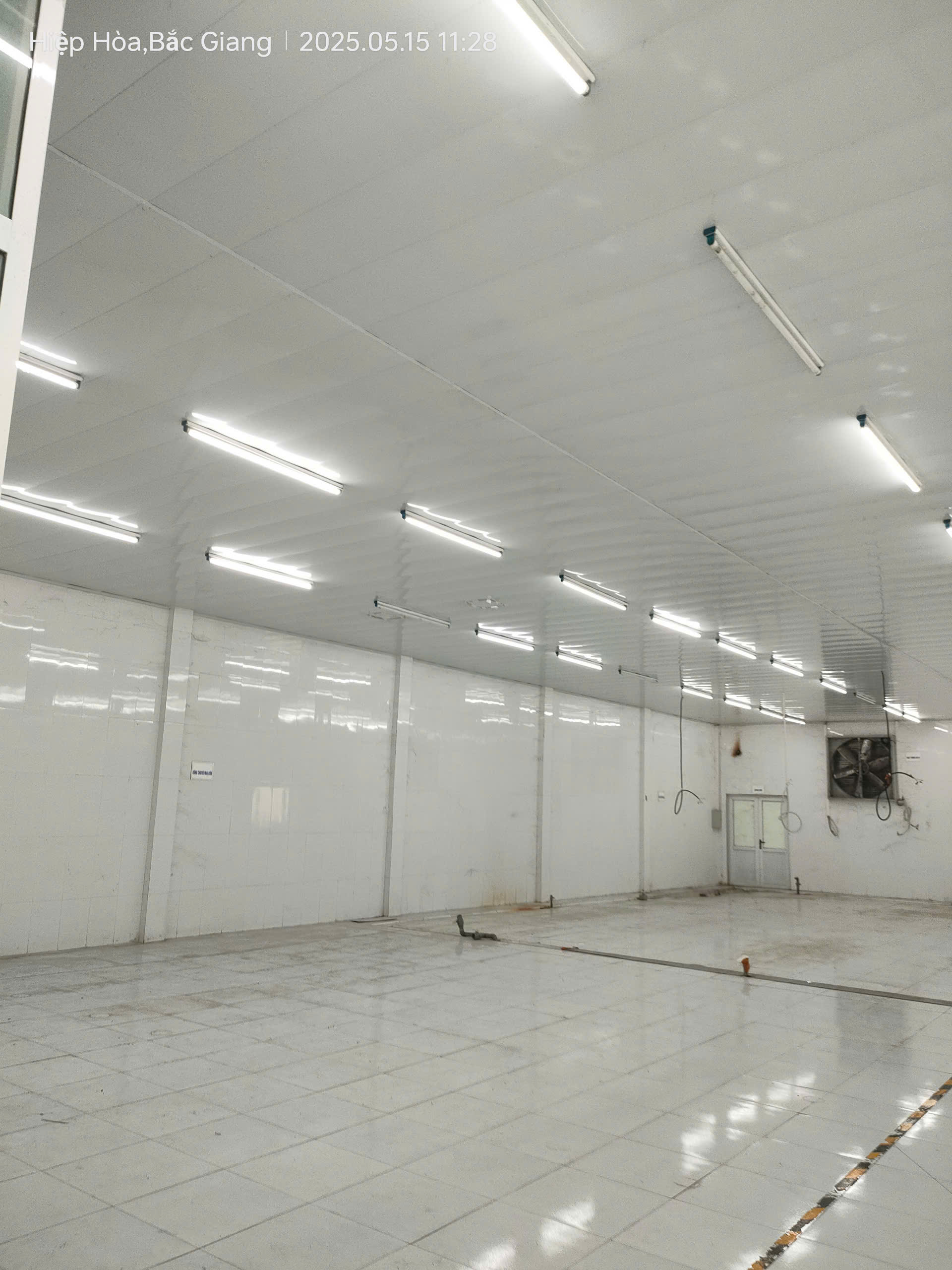  Bán gấp giá rẻ nhà xưởng Nguyễn Văn Giáp 300m, mặt tiền 10m, 2.9 tỷ Mỹ Đình. 