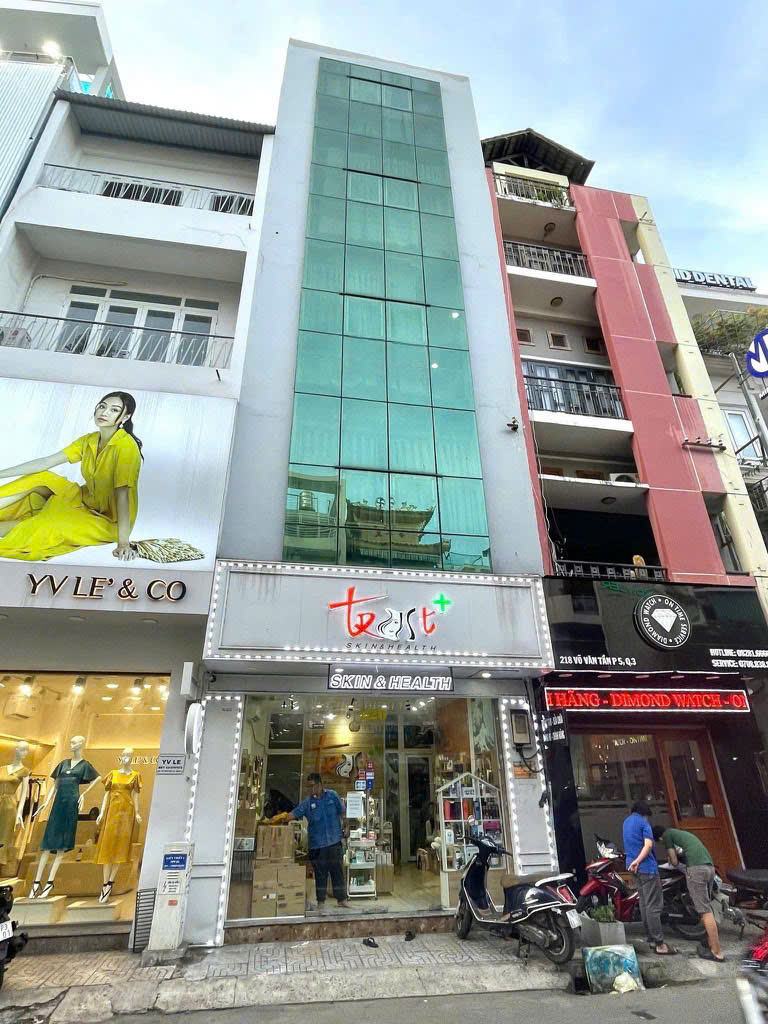  CHÍNH CHỦ BÁN NHÀ 5 TẦNG MẶT TIỀN KD Đ.VÕ VĂN TẦN, QUẬN 3 - NGANG ĐẸP 5M*14M - CHÀO CHỈ 37T - NHÀ 2 MT TRƯỚC SAU VỪA Ở VỪA KD  ĐỈNH 