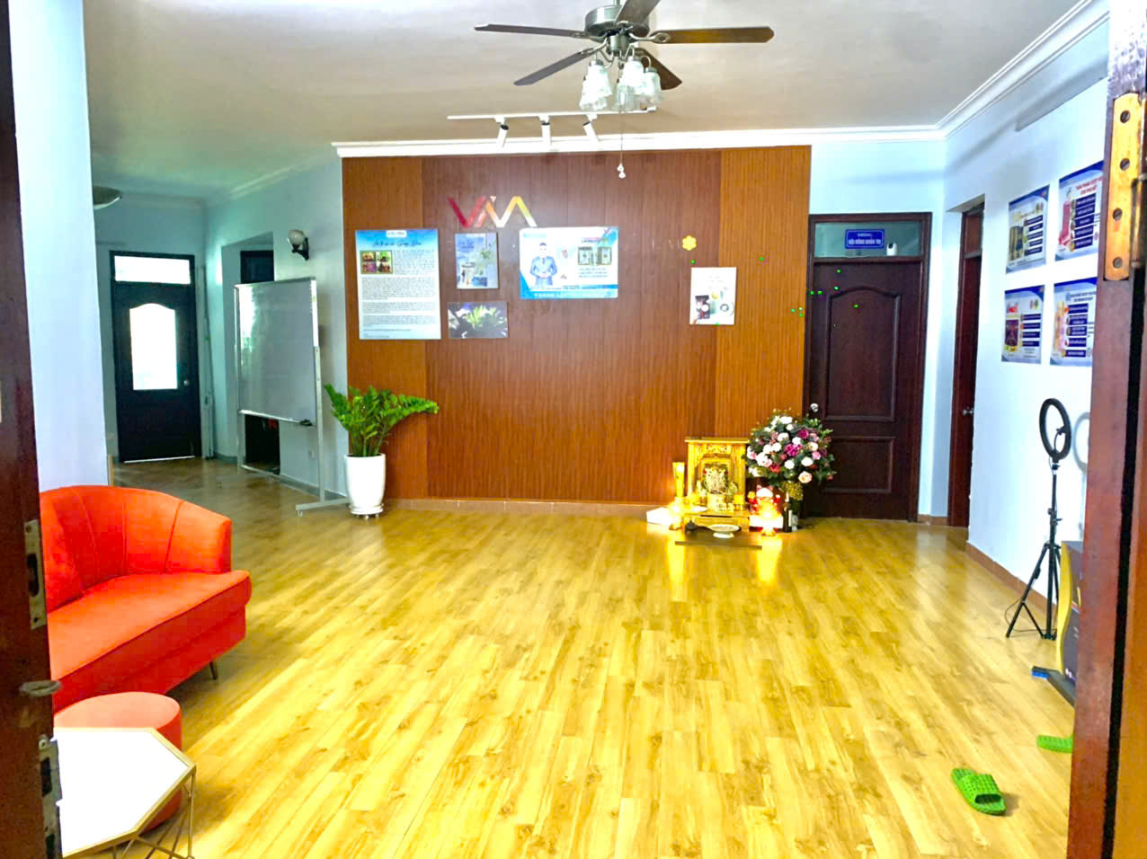  Chính chủ cho thuê căn hộ chung cư cao cấp tại Khu đô thị Trung Hòa - Nhân Chính 