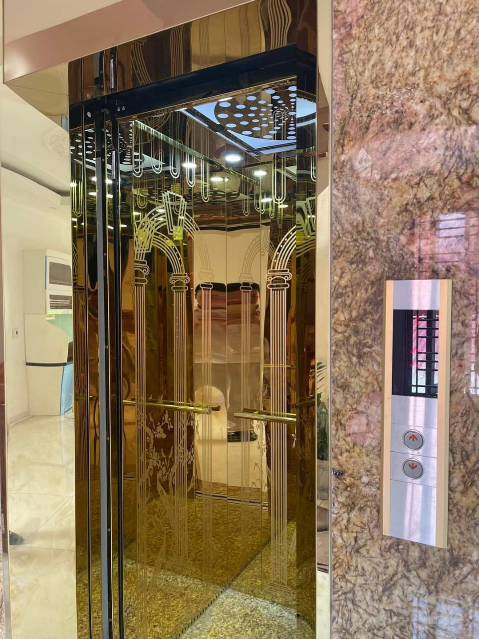  Tôi cho thuê nhà mới, căn góc, 96m2_ 5T; vỉa hè, Hoàng Quốc Việt-32 Tr 