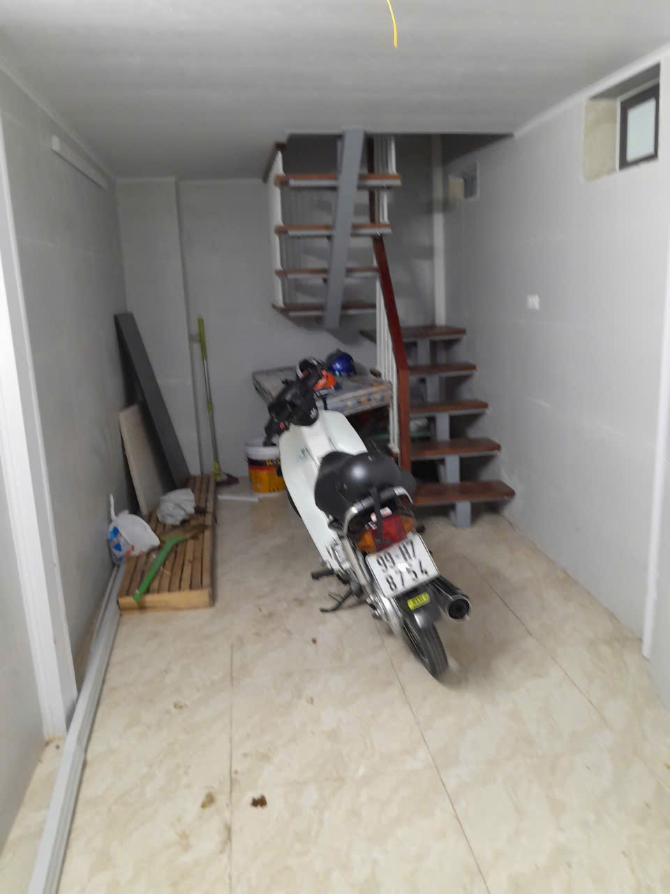  Bán nhà riêng Ngõ Quỳnh, 3 tầng x 15m2, sổ đỏ chính chủ, giá 2.6 tỷ có gia lộc 