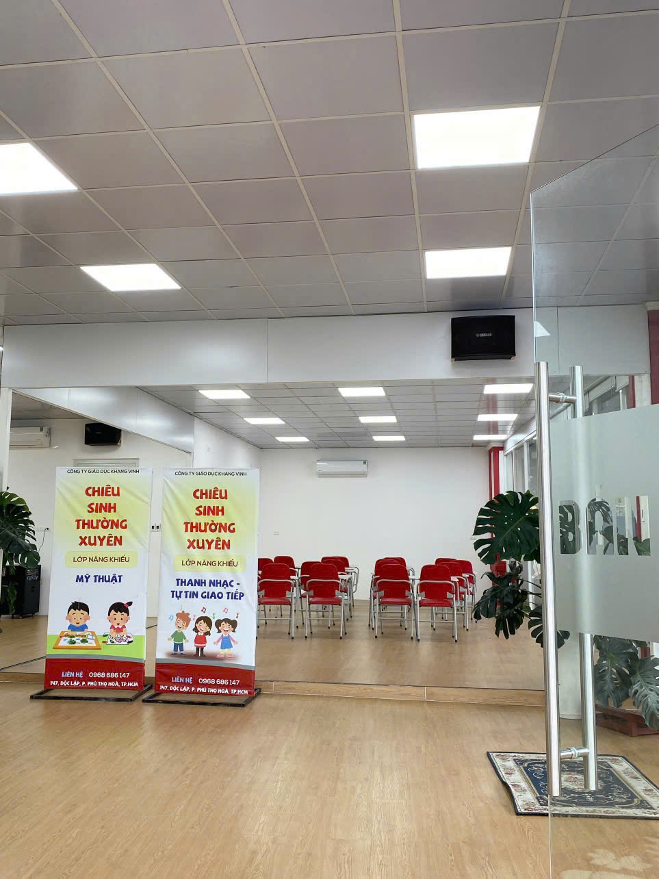  CẦN CHO THUÊ PHÒNG DẠY HỌC - HỘI HỌP KHU VỰC TÂN PHÚ - TPHCM 