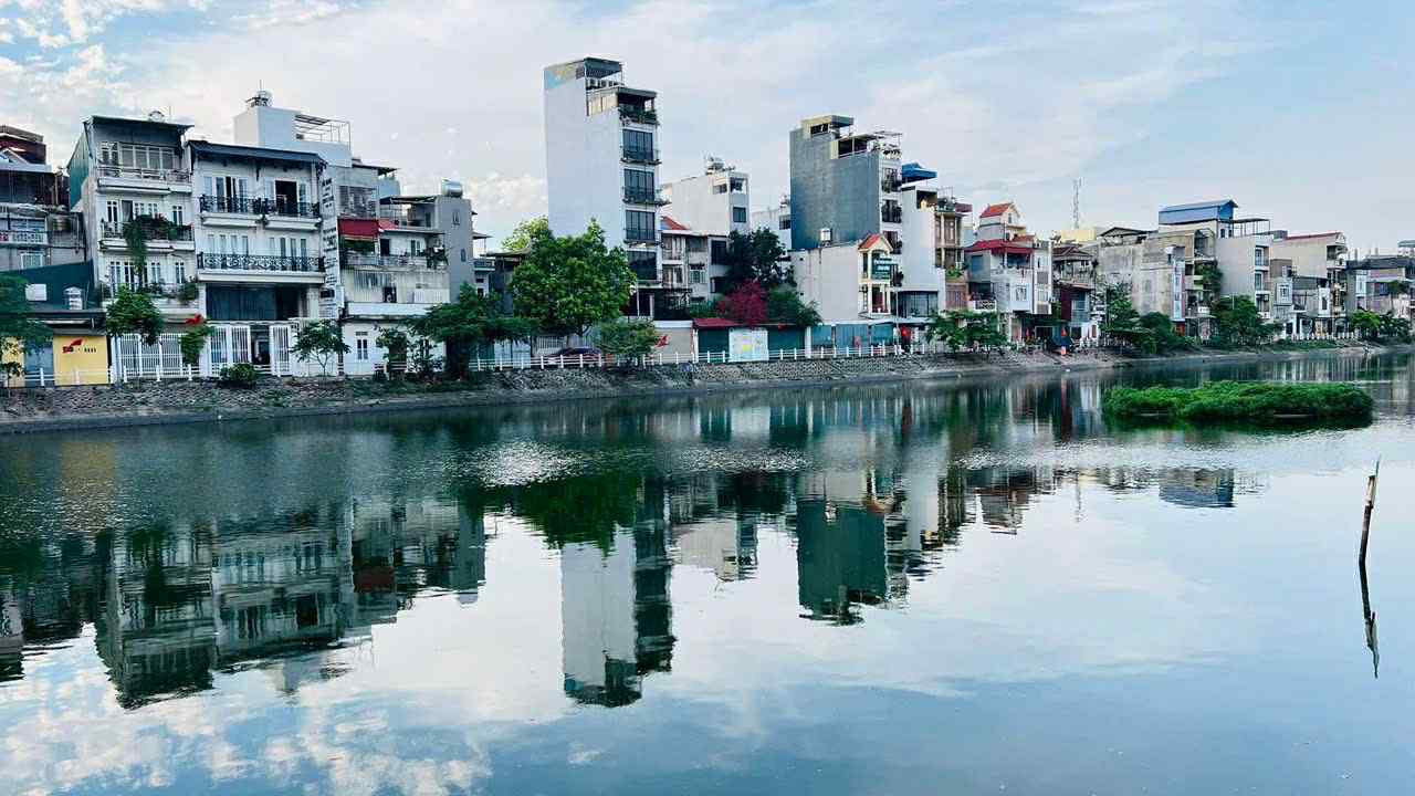  bán nhà Ngọc Lâm, view hồ, thang máy, gara, kinh doanh, full nội thất 