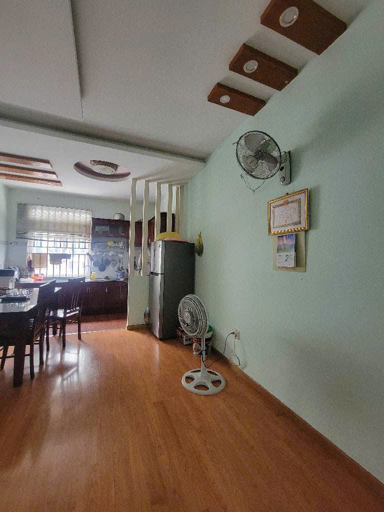  Bán Nhà Q.12, hẻm xe hơi Hà Huy Giáp nga ngã tư ga, 68m2, 3 tầng, 4PN, sổ hồng trao tay - Chỉ 6.3 tỷ, an cư lạc nghiệp ngay! 0918377255 