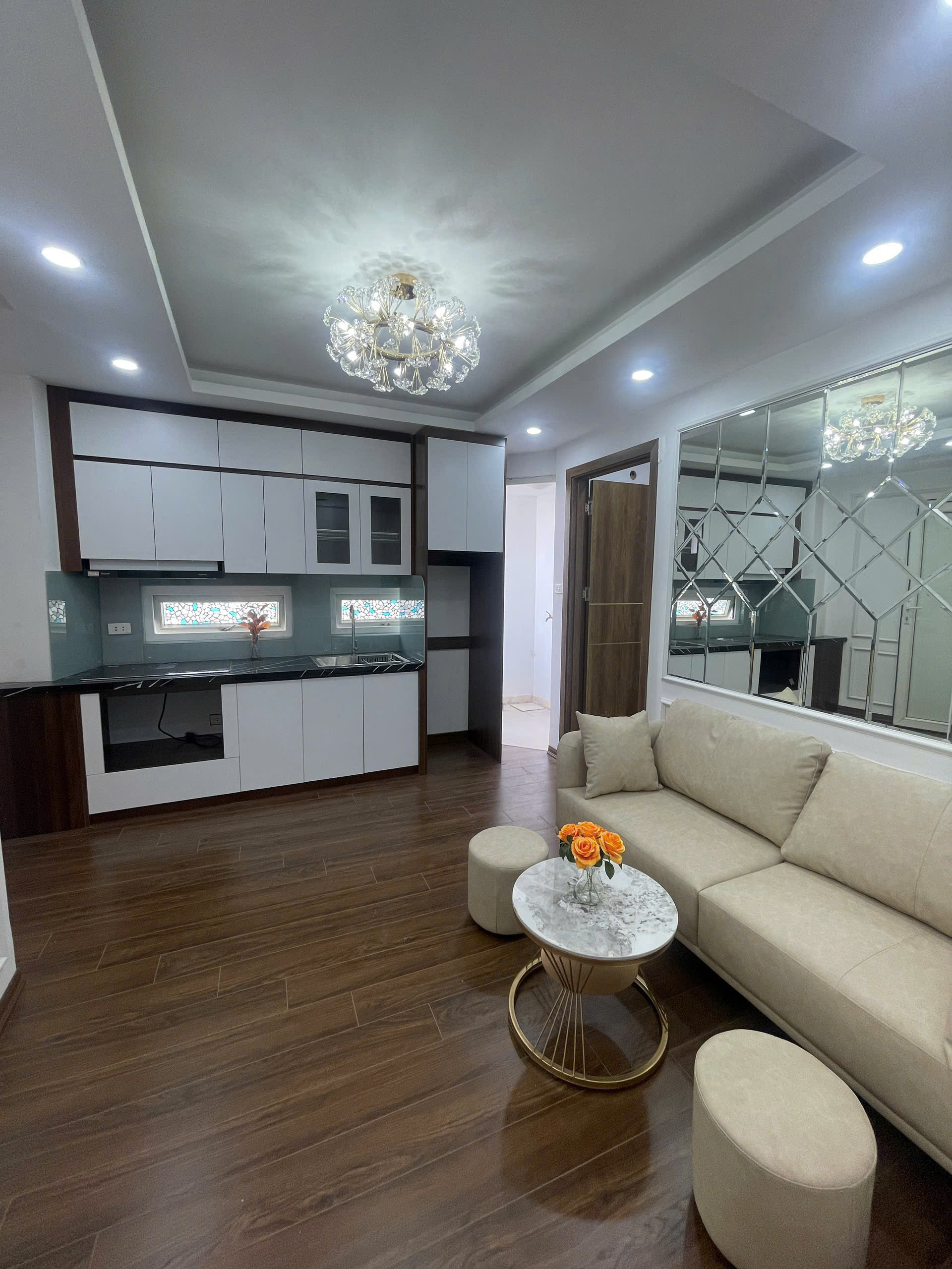  Cho Thuê Ccmn Full đồ đẹp thoáng ban công giá rẻ Tại 80 Hoàng Đạo Thành, Thanh Xuân 