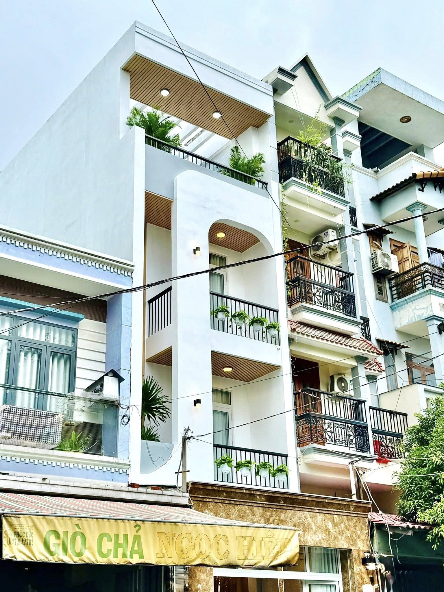  64m2, BÁN NHÀ ĐƯỜNG 12M THÔNG,4 TẦNG, PHẠM VĂN BẠCH, P12 GÒ VẤP, 11 TỶ HƠN 