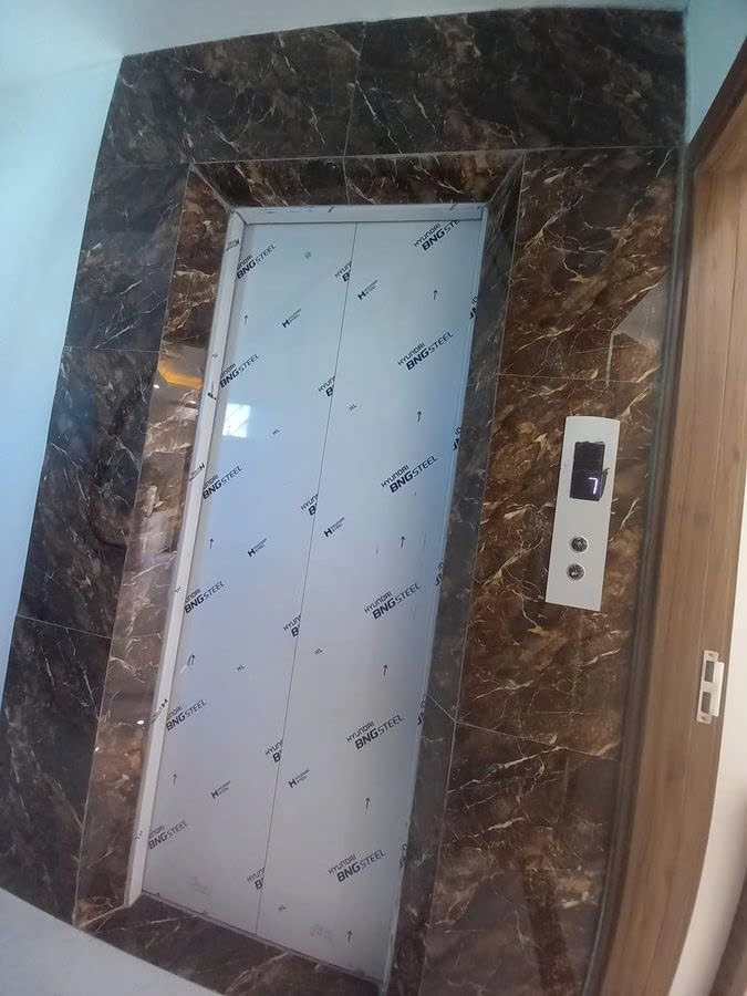  Nhà mình cho thuê nhà mới, căn góc, Mai Hắc Đế; vỉa hè 96m2* 5T- 28 Tr 