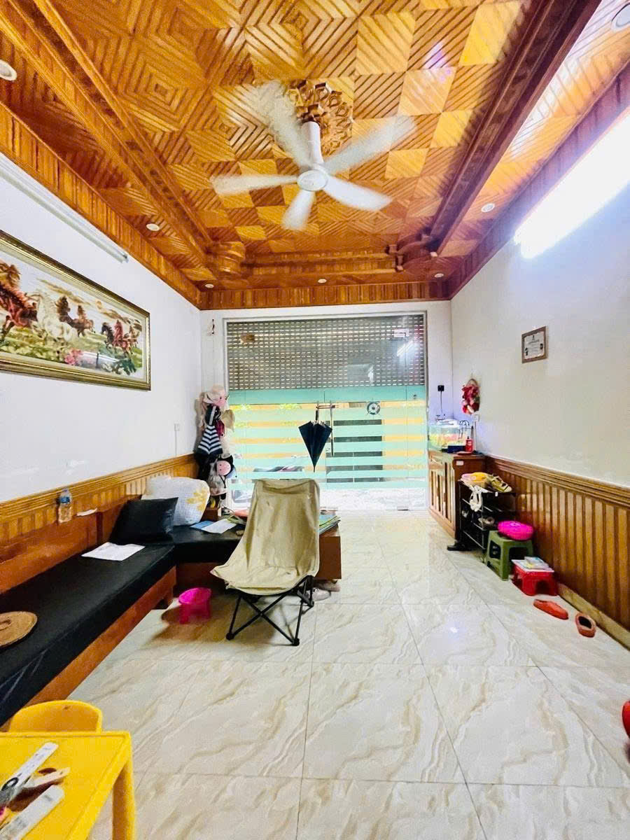  SIÊU PHẨM CẦU GIẤY GẦN PHỐ - VỊ TRÍ ĐẸP 30M RA PHỐ- Nguyễn Khang 44m, 5 T, mt 4 m, nhỉnh 11 tỷ 