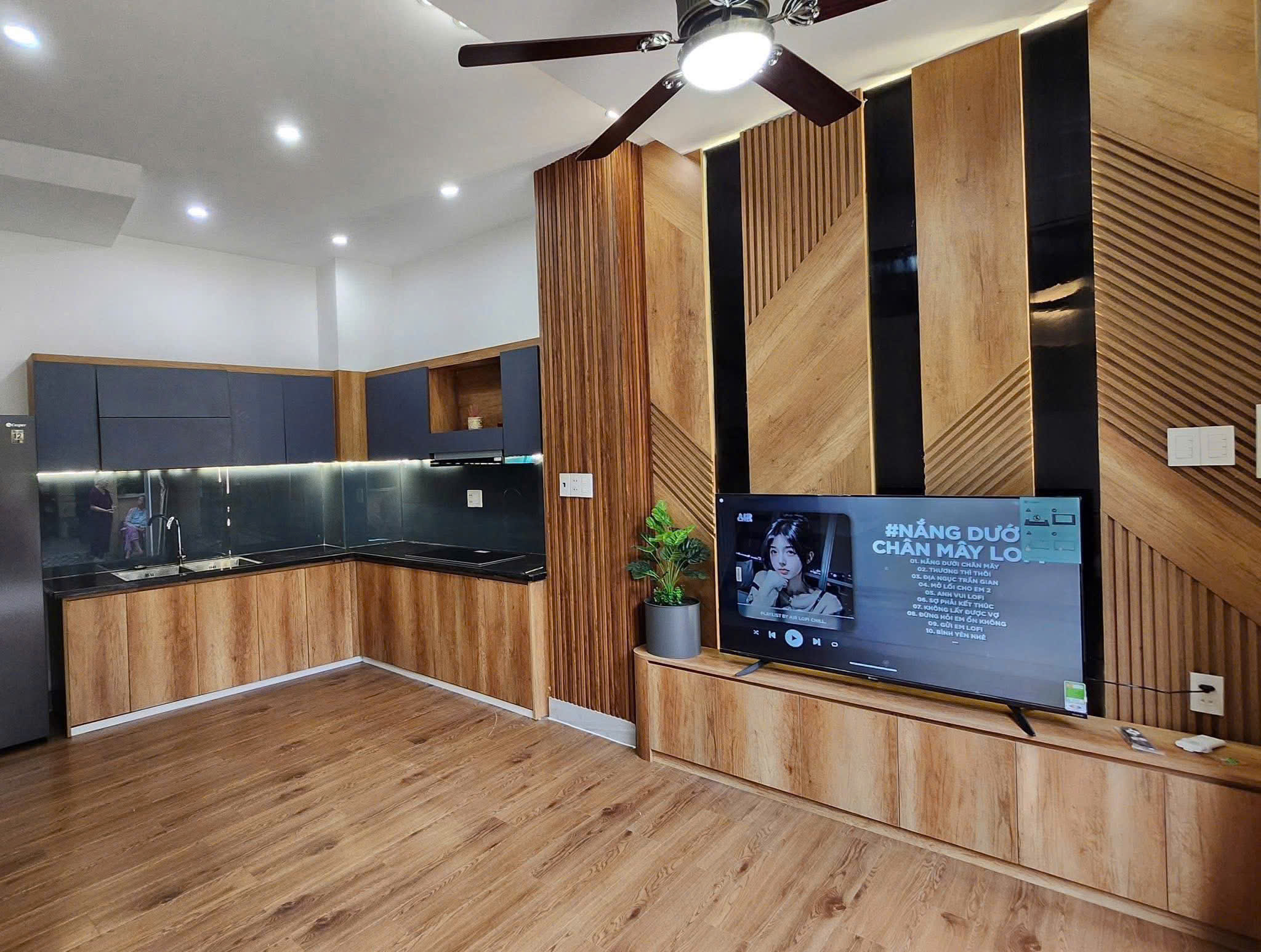  BÁN NHÀ ĐẸP NGỌC THUỴ LONG BIÊN, NGÕ RỘNG, OTO,PHÂN LÔ,39M NHỈNH 7 TỶ(TL) 