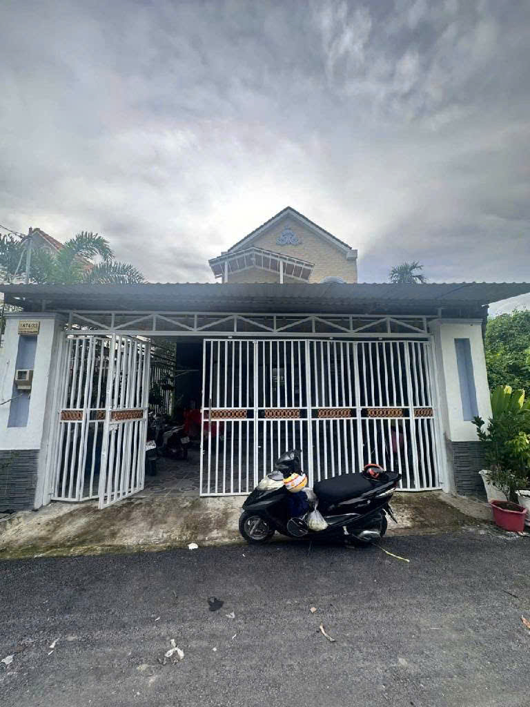  Bán nhà  2 tầng, hẻm 8m 7.6x20– Lê Văn Lương, Nhơn Đức, Nhà Bè 7 ty4 