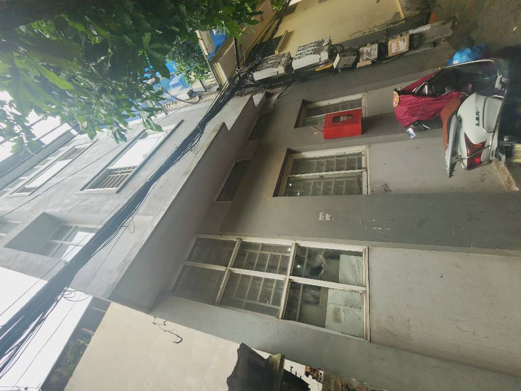  NHÀ DÂN XÂY CHẮC CHẮN – PHÂN LÔ–CĂN GÓC–CỬA NHÀ HƯỚNG NAM _ 5 TẦNG–36/38M2–7,2 TỶ. 