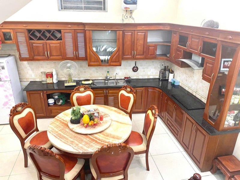  BÁN NHÀ NGÔ GIA TỰ, LONG BIÊN  68M² – 4 TẦNG – MT 5.2M – GIÁ 15.8 TỶ 