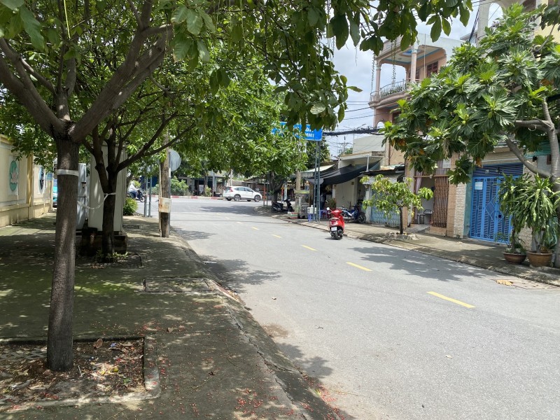  Bán nhà mặt tiền đường số 3, Phường Cát Lái,TP HCM.DT 164m2, 7PN, SHR, giá 6.2 tỷ. 