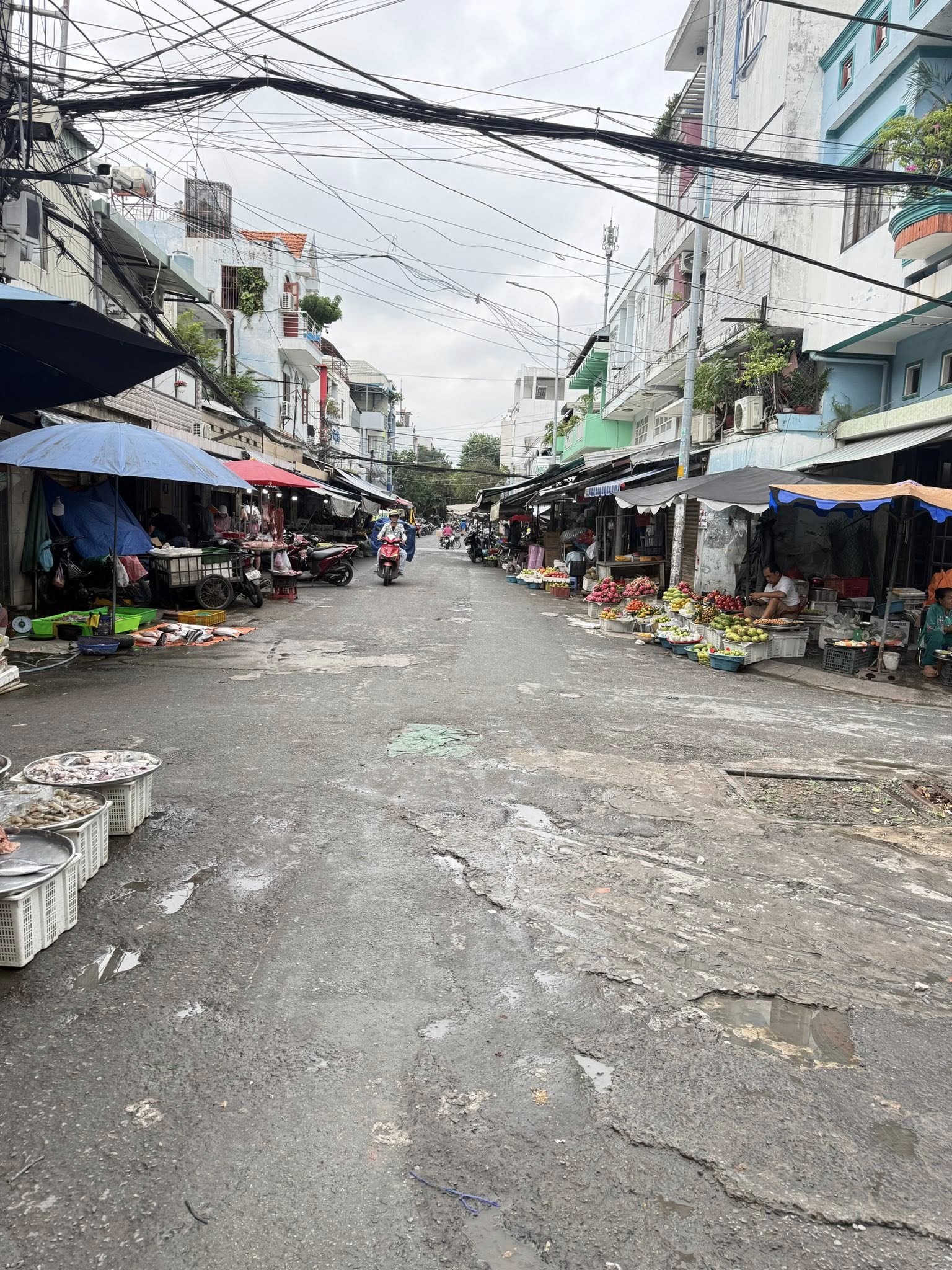  BÁN NHÀ HẺM XE HƠI Q7, 58M2, 2 TẦNG, 3PN, SỔ HỒNG RIÊNG, GIÁ CHỈ 6.9 TỶ
NHÀ ĐẸP TÂN QUY Q7, 