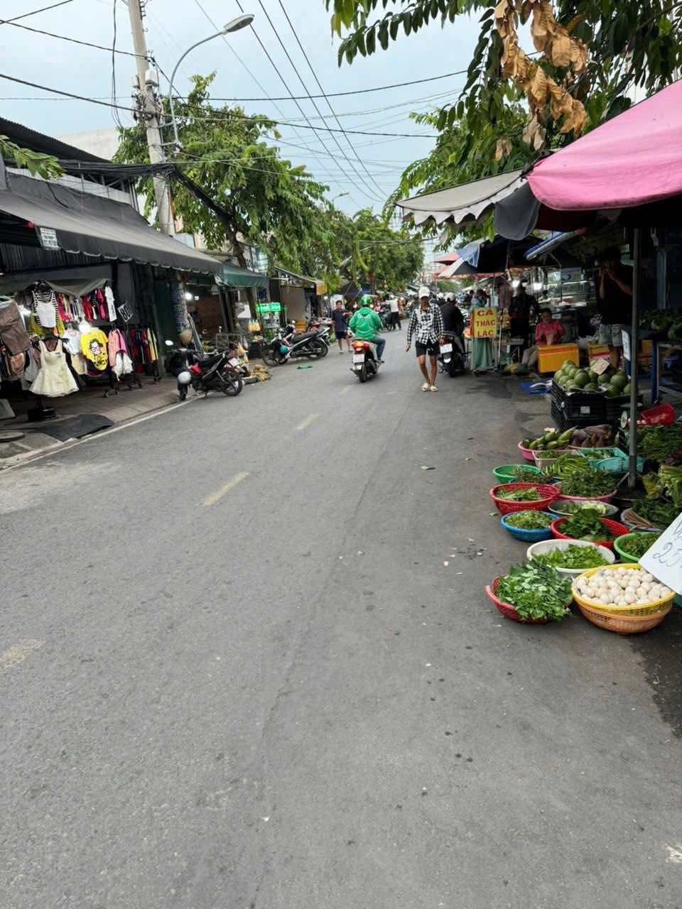  Bán nhà mặt tiền 8,4x45m giá 20,5 tỷ Đường Thái Thị Giữ 