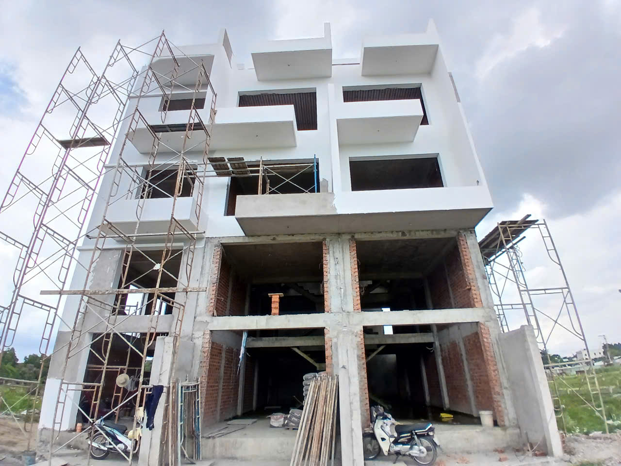  NHÀ 5 TẦNG MỚI 100% – 5PN – 52.3M² – SỔ RIÊNG – BÌNH CHIỂU, TP. THỦ ĐỨC – GIÁ CHỈ 4.37 TỶ 