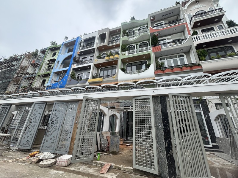  Tổng 16 Siêu Mẫu Thang Máy 500kg Chỉ >7 Đồng Hương Lộ 2 - 5Tầng 6PN 