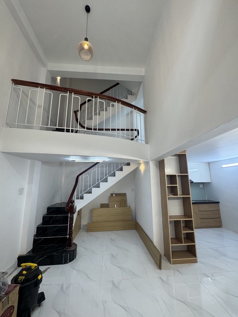  Bán nhà Hoàng Diệu, 3.6x10m (NH 7m), 5 tầng, 5pn, 3wc, 8.1 tỷ, TL 