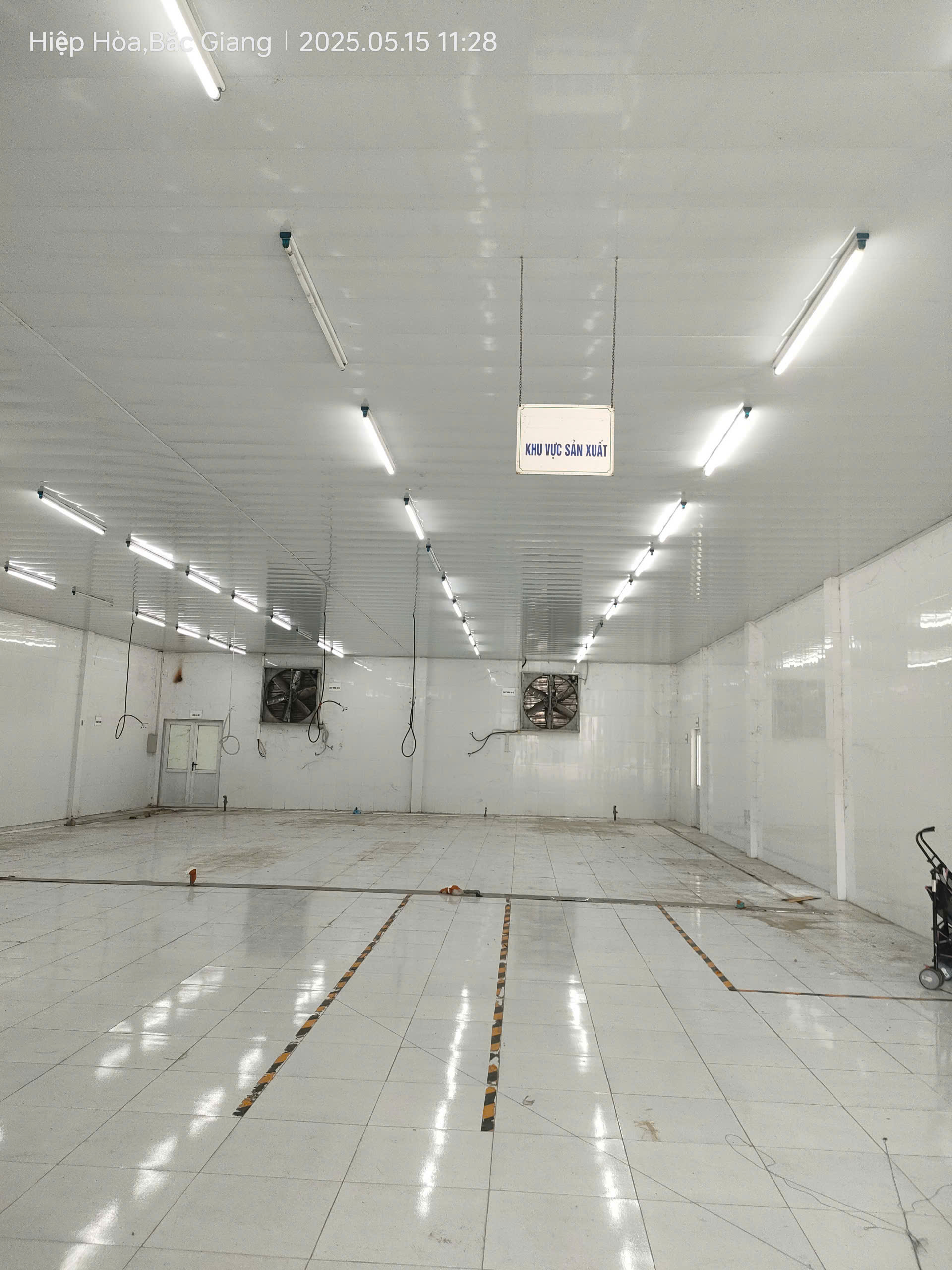  Bán gấp giá rẻ nhà xưởng Nguyễn Văn Giáp 300m, mặt tiền 10m, 2.8 tỷ Mỹ Đình. 