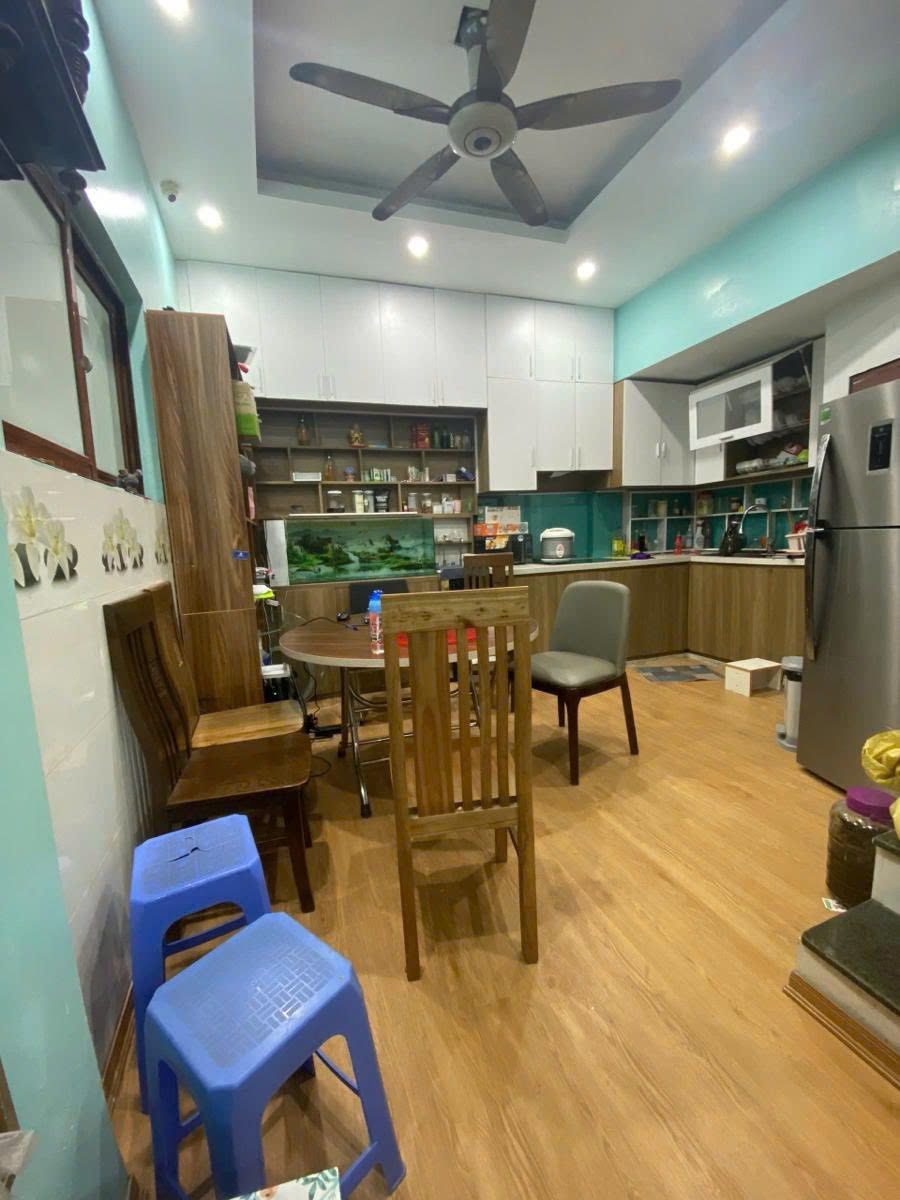  Bán nhà mặt phố Ấu Triệu, 80m2, 4 tầng, mặt tiền 3.2m, 72.8 tỷ, kinh doanh đỉnh 