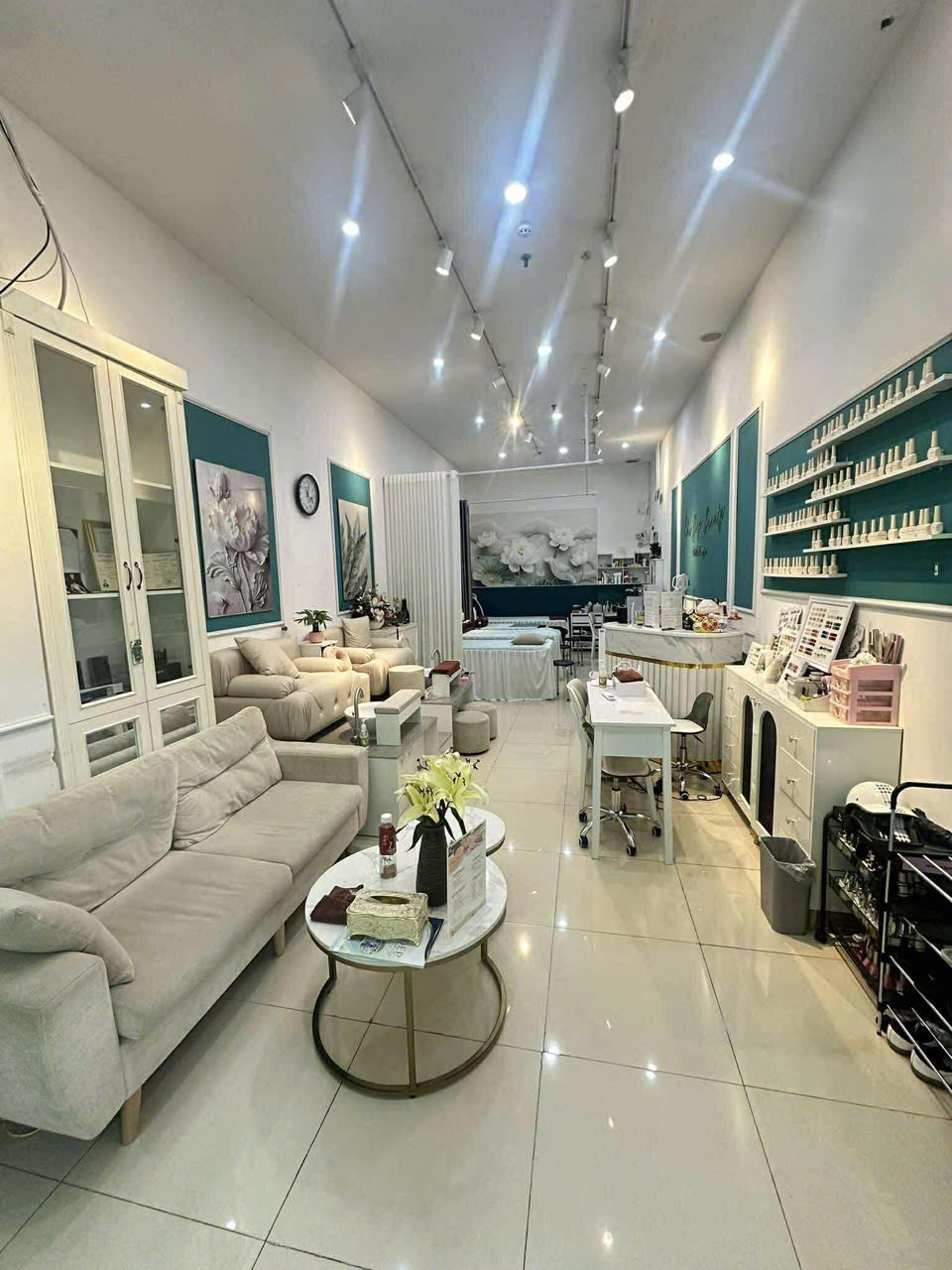  CHÍNH CHỦ SANG NHƯỢNG SPA – CHUNG CƯ 90 NGUYỄN TUÂN, THANH XUÂN, HÀ NỘI 