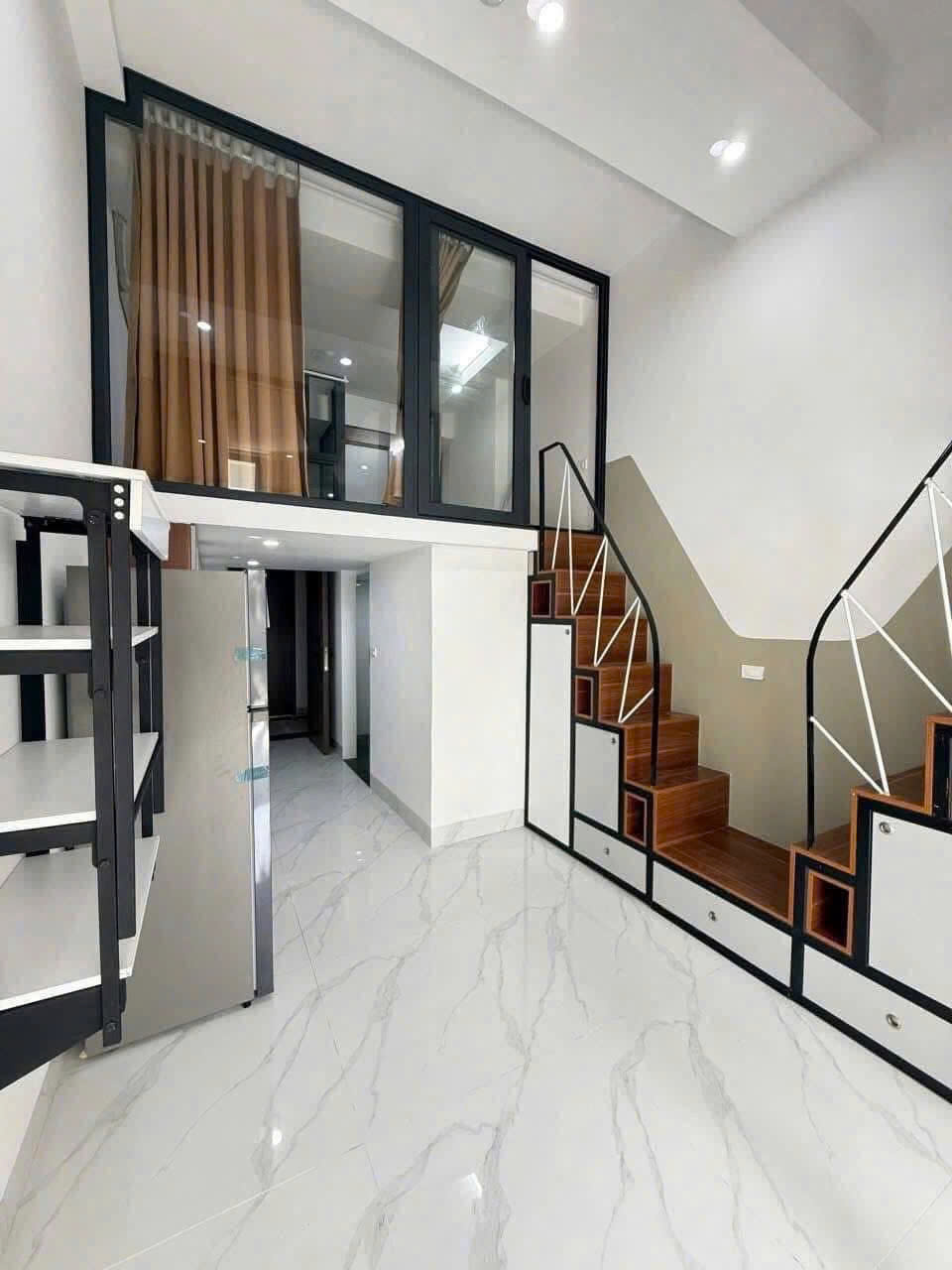  BÁN TÒA NHÀ MP KV HOÀNG QUỐC VIỆT, CẦU GIẤY - 217M² x 9T THANG MÁY - 2 HẦM - DÒNG TIỀN 300TR/TH - GIÁ 96 TỶ 