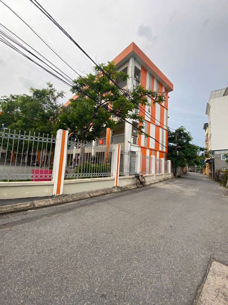  MẶT PHỐ NGỌC TRÌ 35 TỶ – KINH DOANH SẦM UẤT – DÒNG TIỀN 200TR/NĂM 