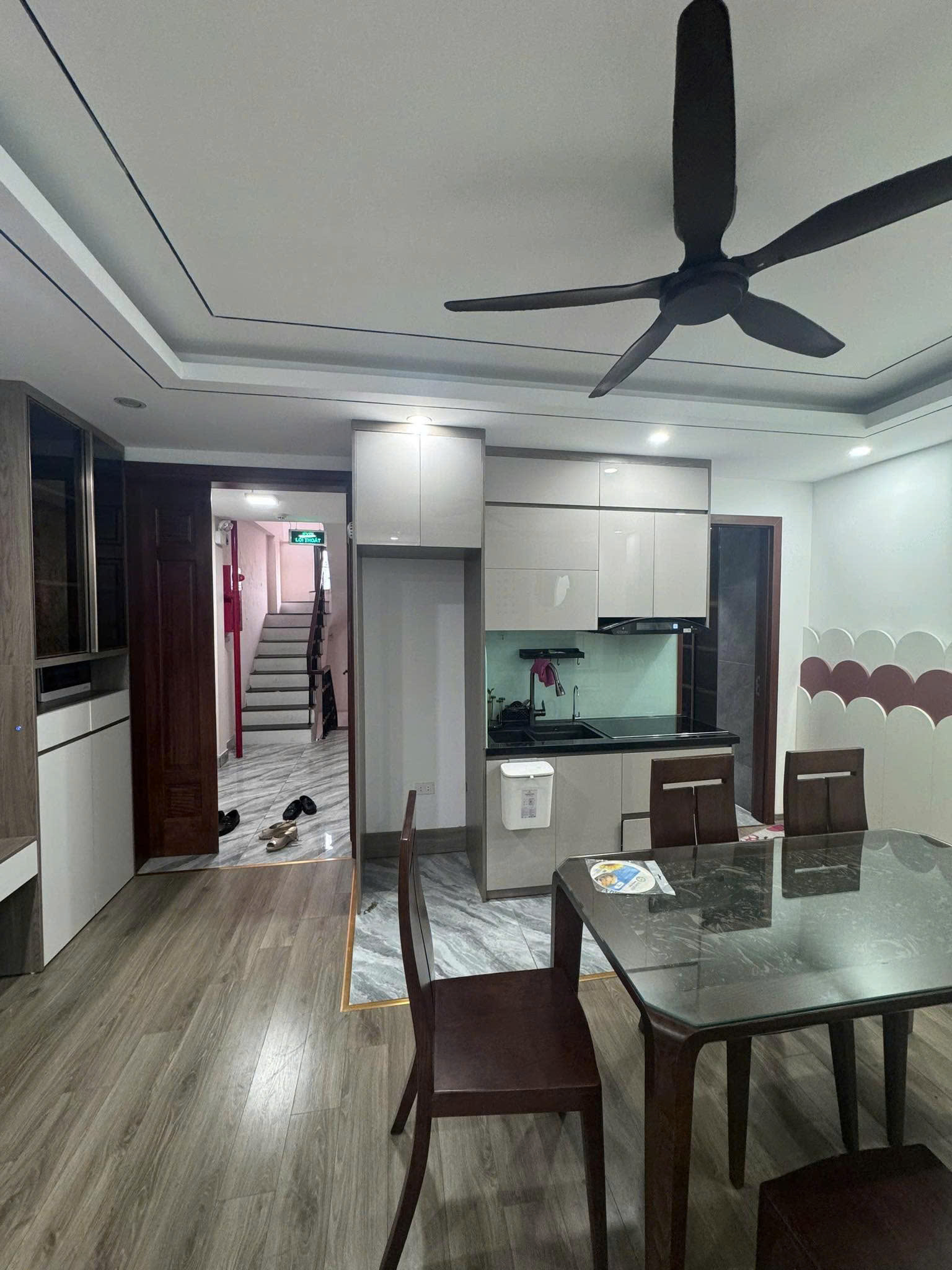  BÁN TÒA NHÀ DOÃN KẾ THIỆN, CẦU GIẤY - 61M² x 9T THANG MÁY - Ô TÔ TRÁNH - DÒNG TIỀN 1.2 TỶ/NĂM - GIÁ 27.9 TỶ 