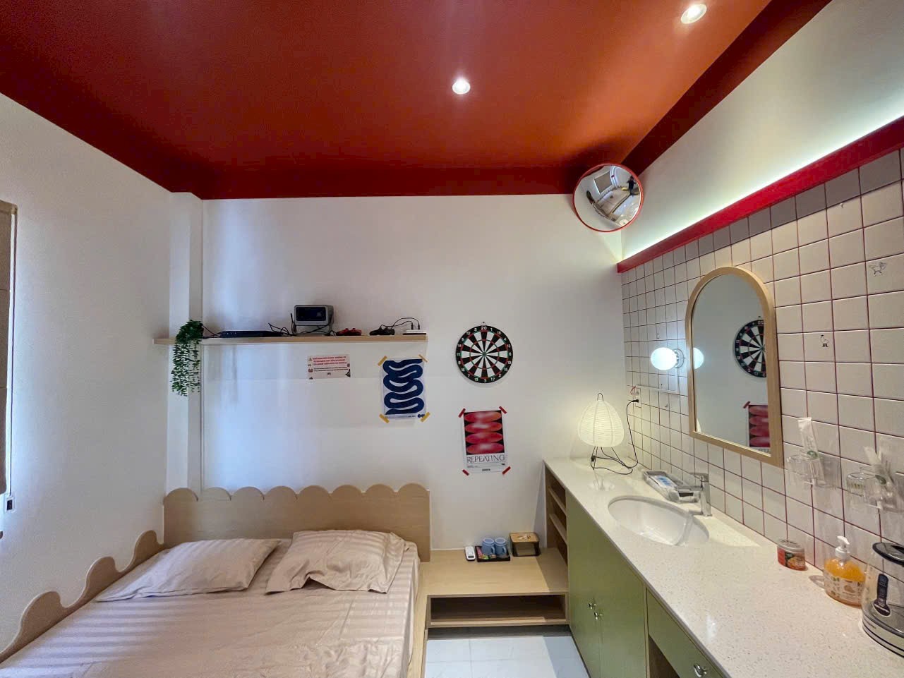  Bán nhà Phan Huy Ích, 5.25 x 21m, 6 tầng, ST, có 20p full nội thất, 23.5 tỷ, TL 