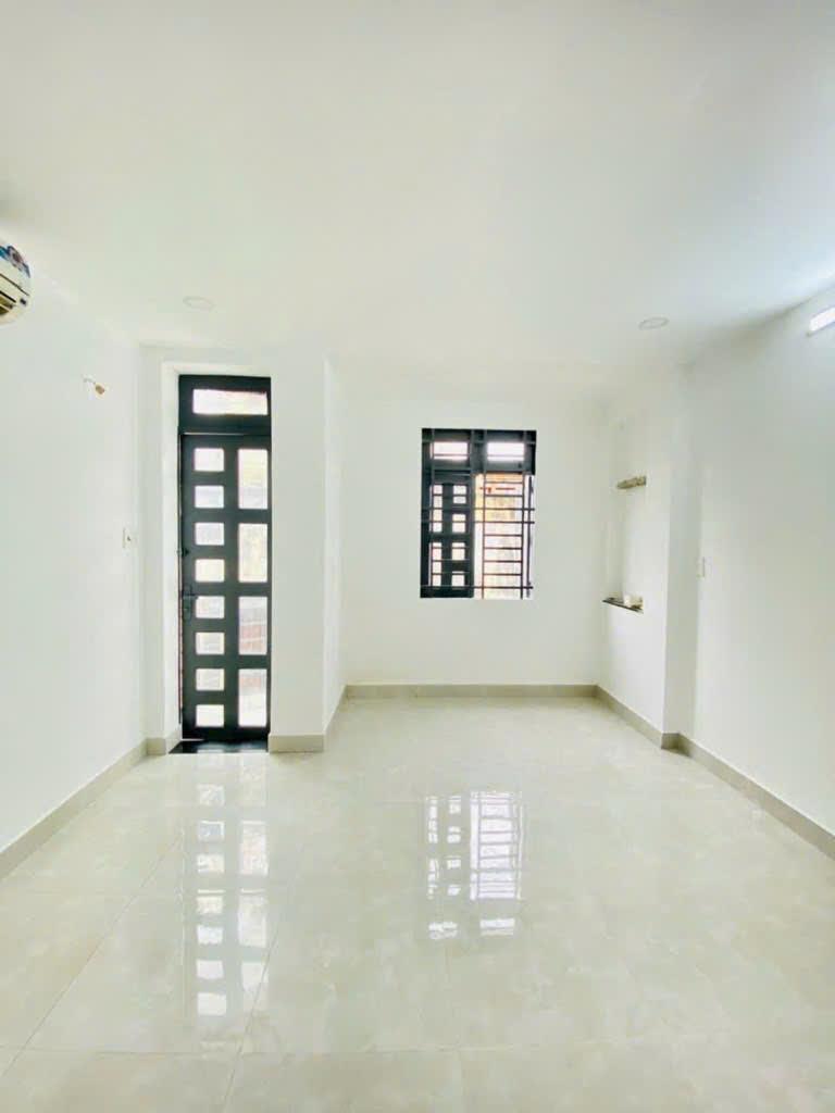  SỐNG Ở NGUYỄN VĂN CỪ – ĐẶC QUYỀN CỦA NGƯỜI HIỂU GIÁ TRỊ TRUNG TÂM 