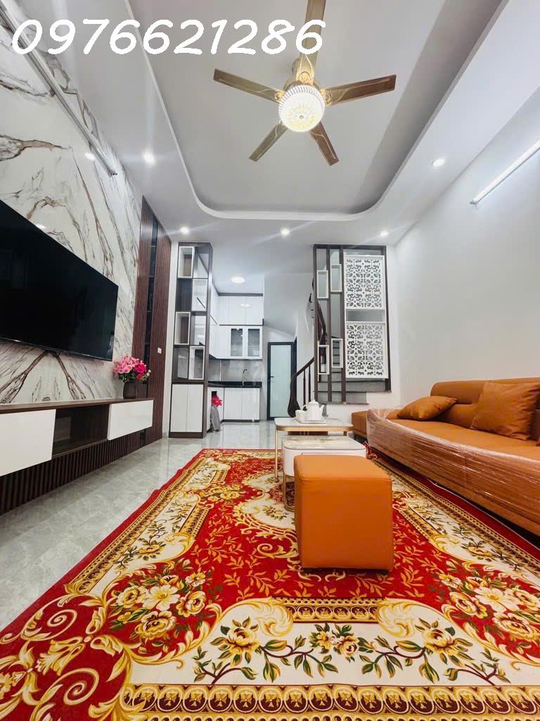  ???? BÁN NHÀ LÔ GÓC SIÊU ĐẸP VIỆT HƯNG – 32M², MT 4M – GẦN PHỐ, Ô TÔ TRÁNH, KINH DOANH ĐỈNH – GIÁ 6X TỶ 