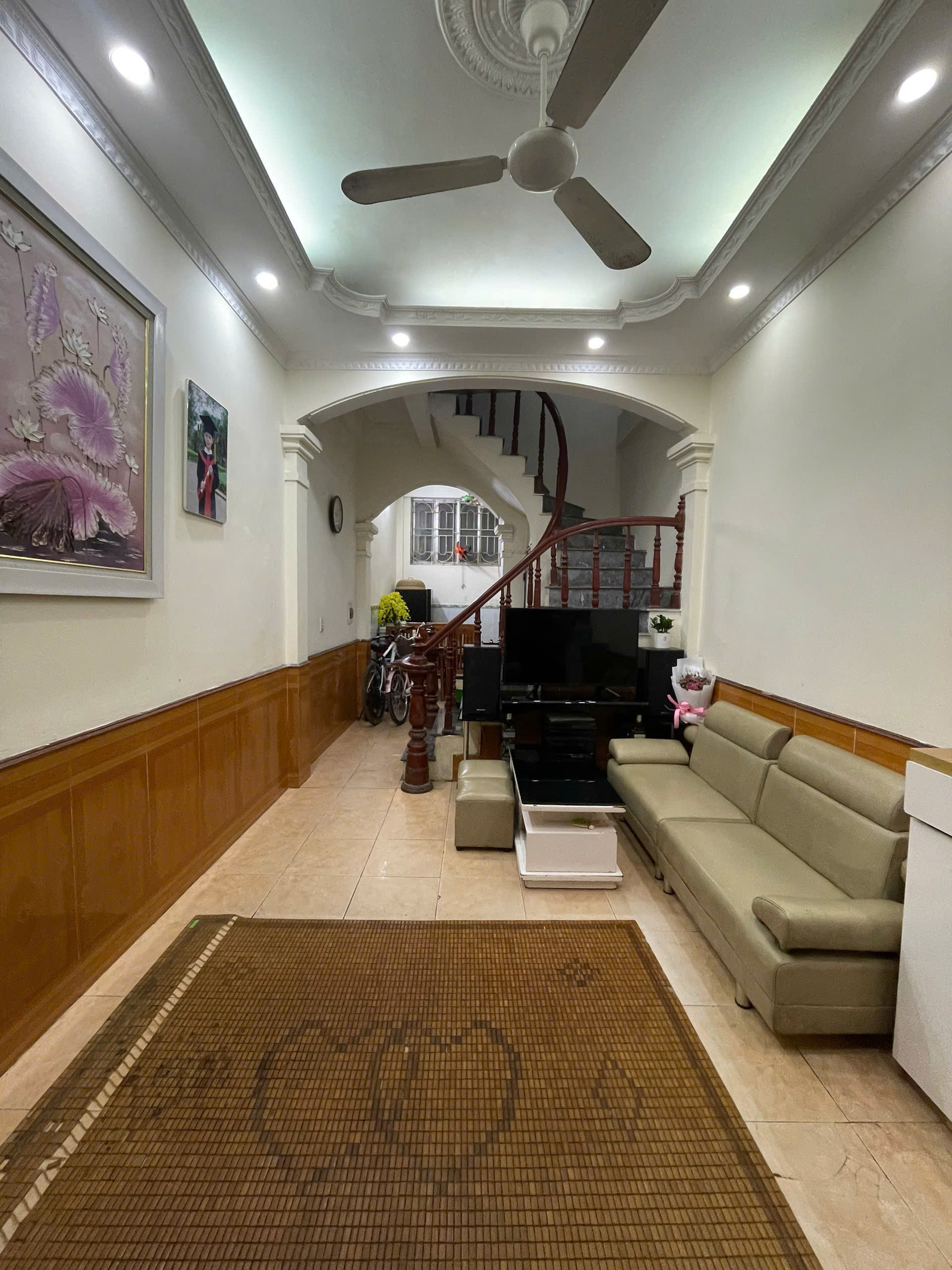  Bán nhà Bằng Liệt, Hoàng Mai, gần ô tô, xân xây chắc chắn, 35m2, 7.1 tỷ(MTG) 