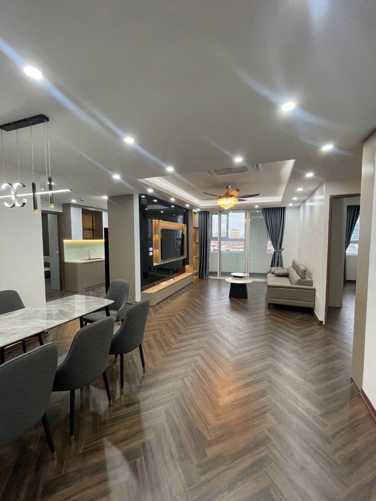  (Tin thật 100%) CH 96m2 x 3PN ở Vinaconex 1 Khuất Duy Tiến - Ban công Đông Nam - Nội thất 600 triệu 