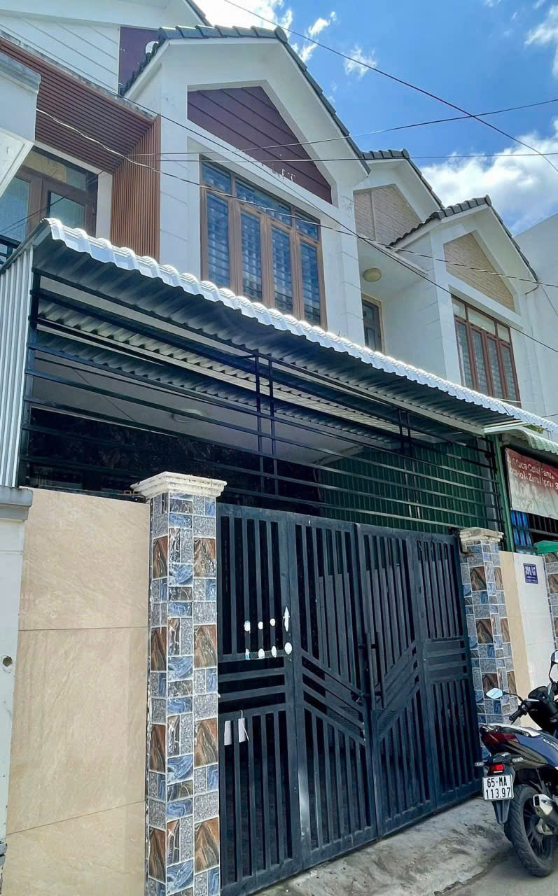  38. Cho thuê NHÀ CHO THUÊ TRỆT LẦU MỚI ĐẸP 2PN HẺM 391 ĐƯỜNG 30/4 