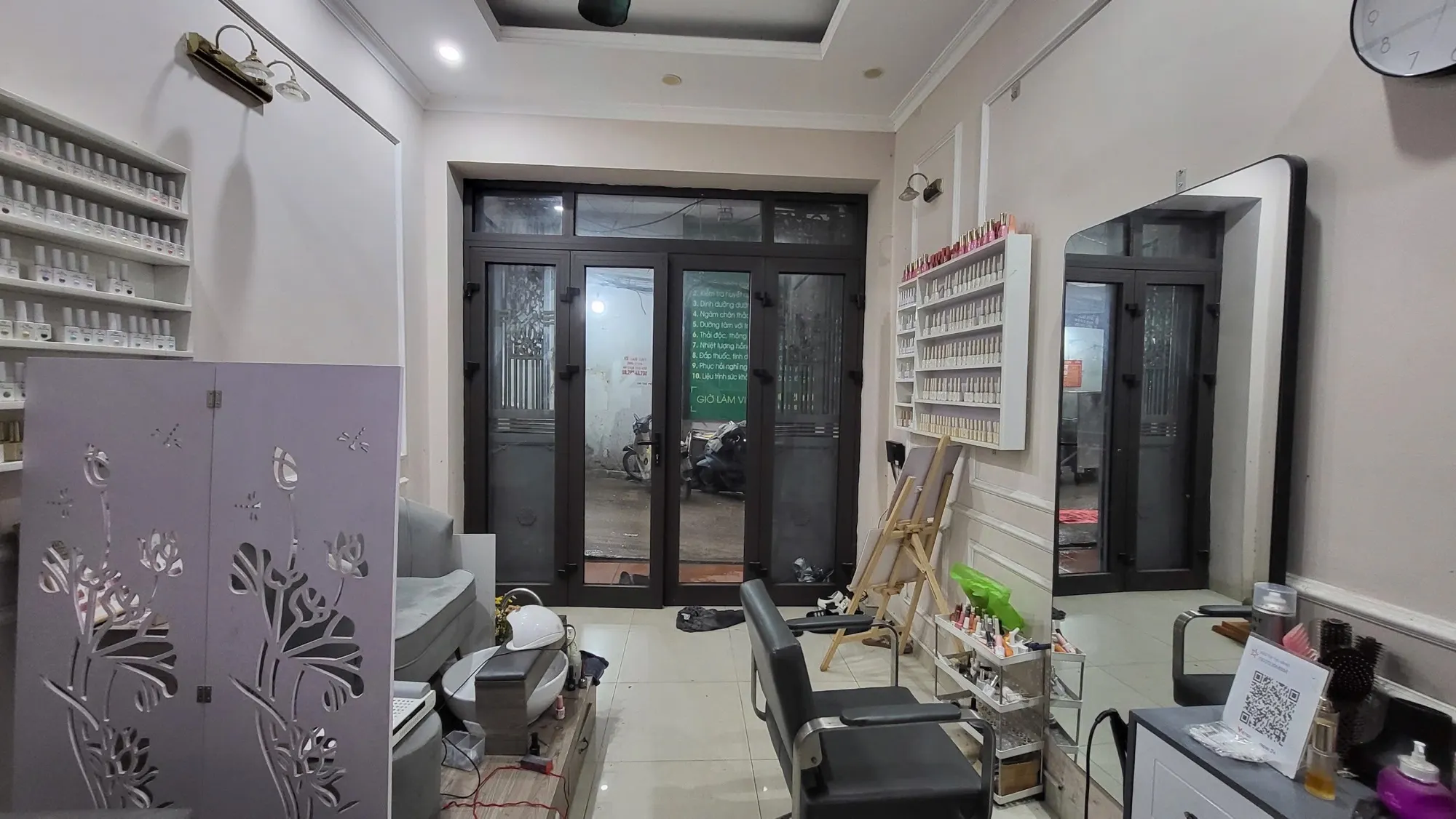  Bán Nhà Đê Trần Khát Chân 27m2. 4 tầng. mặt tiền 3.25m. giá 13.6 Tỷ Hai Bà Trưng Hà Nội 