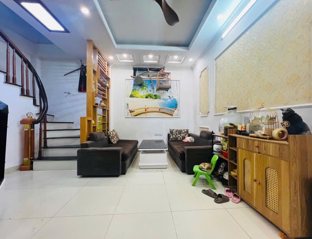  Bán nhà Vũ Tông Phan – 33m x 5 tầng mới – Ô tô đỗ cách 15m – 2 mặt thoáng, phù hợp ở kết hợp kinh doanh 