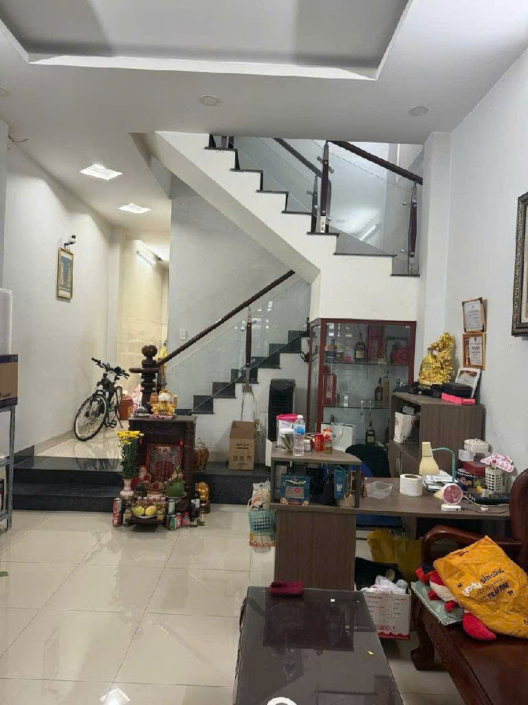  Bán nhà hẻm Hà Huy Giáp, Q.12 - Diện tích 68m2, 3 tầng, 3PN, sổ hồng riêng, giá chỉ 5.1 tỷ - Cơ hội an cư lý tưởng! LH: 0918377255 