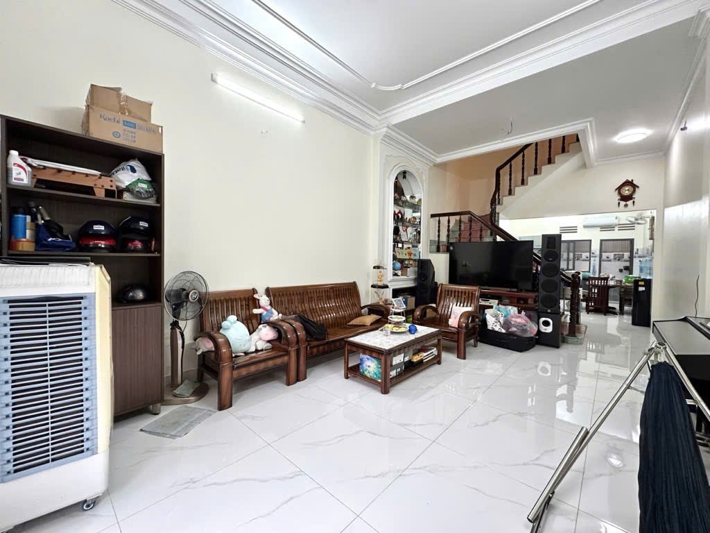  Bán gấpNhà xinh hẻm Hà Huy Giáp, Q.12: DTSD 150m2, 2 tầng, SHR, giá chỉ 5 tỷ - Cơ hội an cư lạc nghiệp! Gọi 0918377255 ngay! 