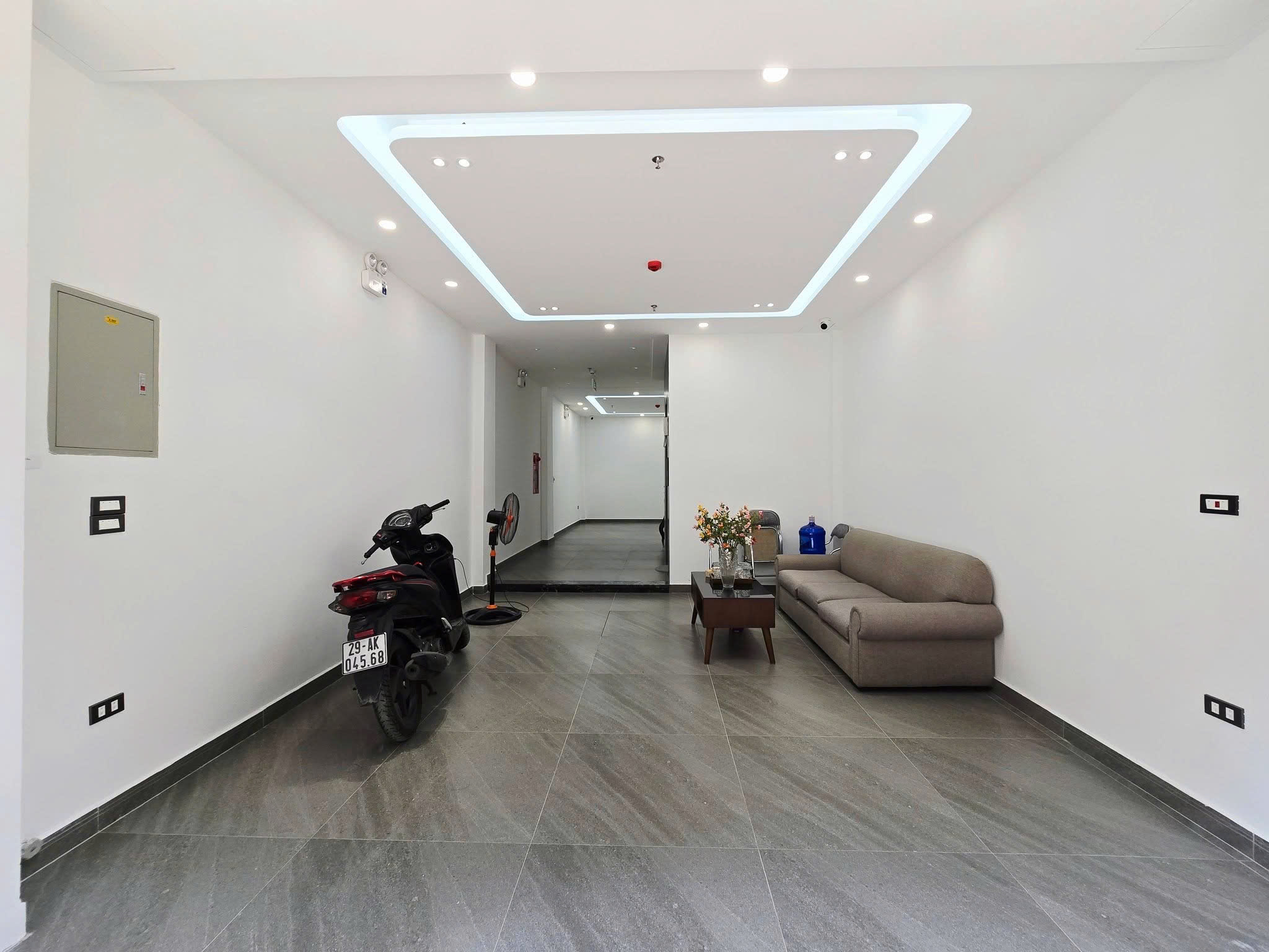  BÁN GẤP NHÀ HOÀNG QUỐC VIỆT, CẦU GIẤY - 58/65M² x 7T THANG MÁY - VỈA HÈ Ô TÔ TRÁNH - KINH DOANH - GIÁ 28.8 TỶ 