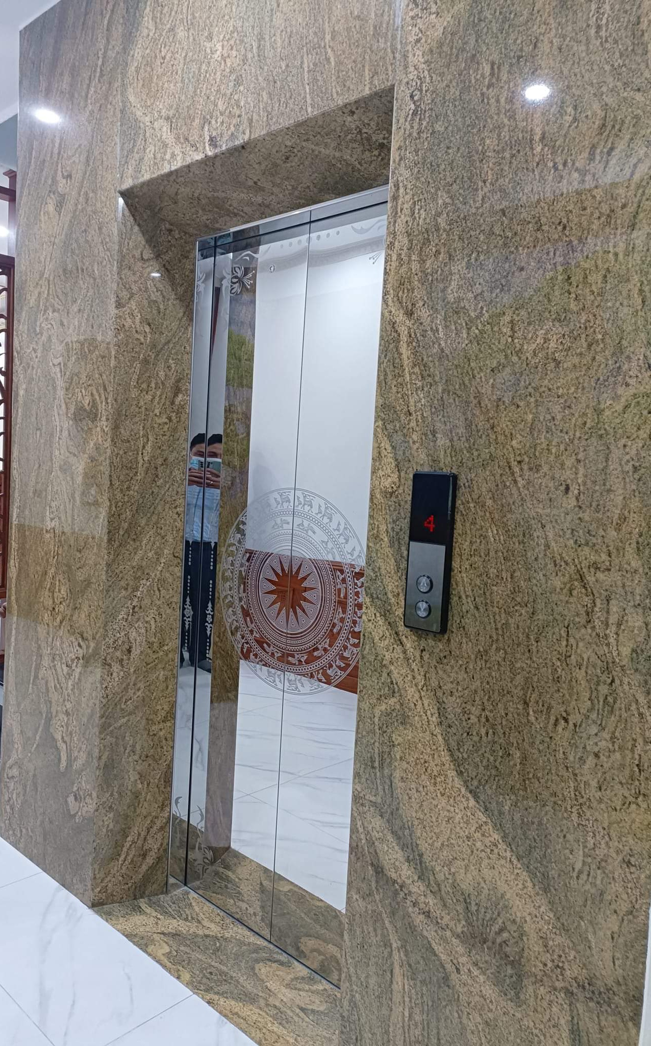  Nhà tôi cho thuê nhà hai cửa đi, mới ,vỉa hè, 117m2- 4T, Đào Tấn_44 Tr 