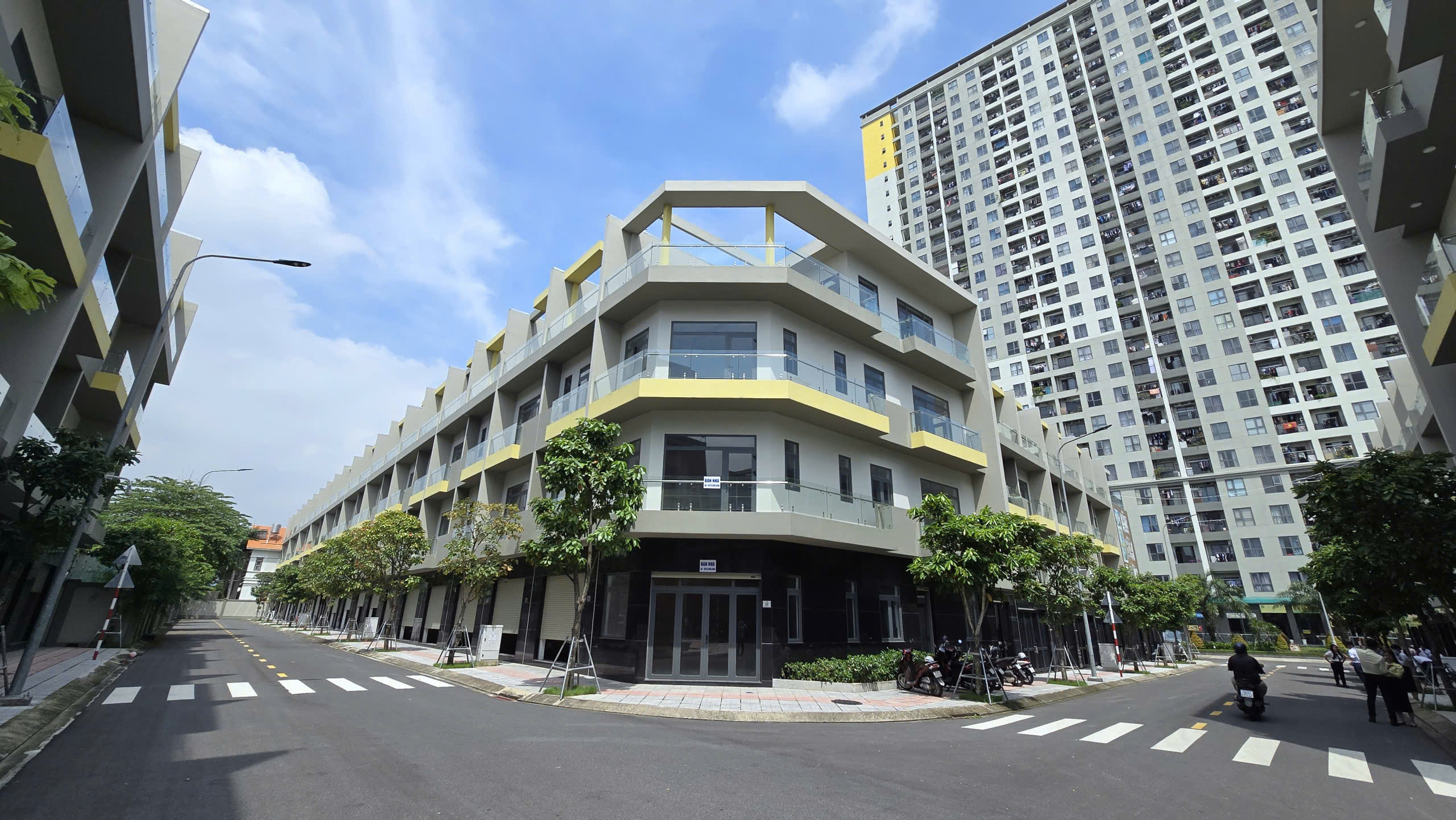  Bcons Uni Valley khu nhà phố compound cao cấp liền kề Metro, Làng ĐH Thủ Đức, với 20% - 1.4 tỷ nhận nhà nhận sổ 